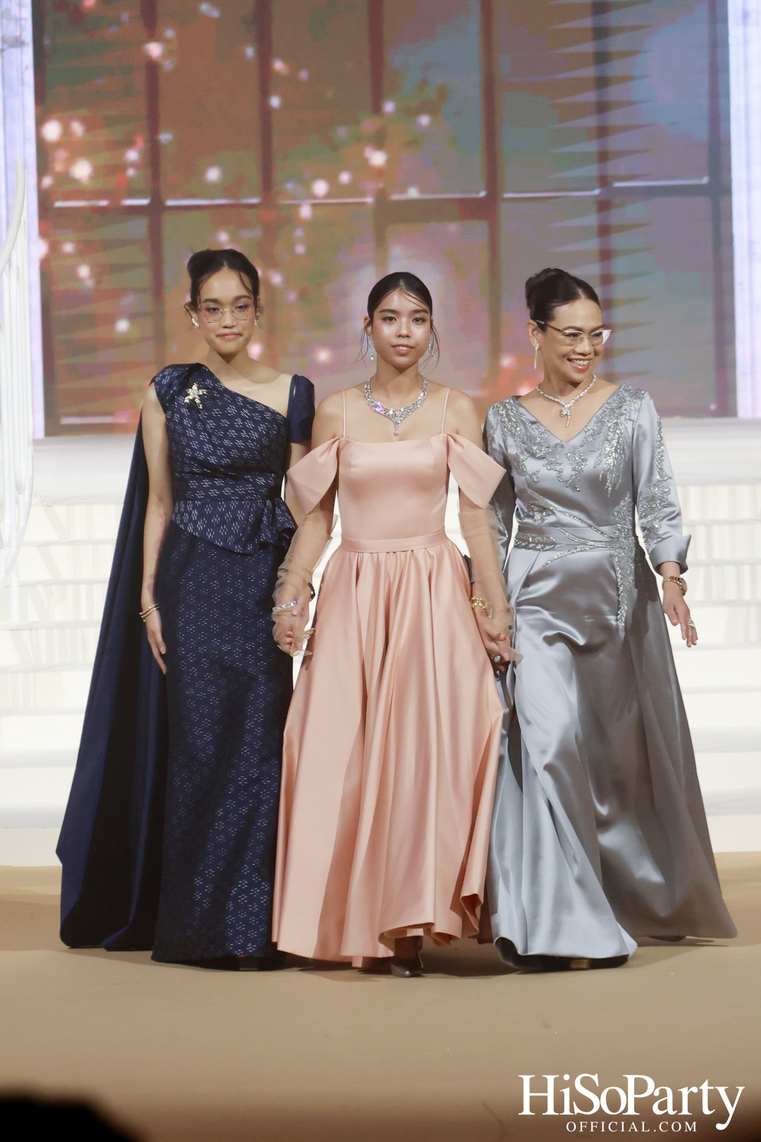 EM DISTRICT เนรมิตค่ำคืนสุดสง่างาม ‘LA BELLE et LE BEAU 2025’ เปิดตัว 15 หนุ่มสาว GEN Z ที่มากด้วยความสามารถ และแพชชั่น