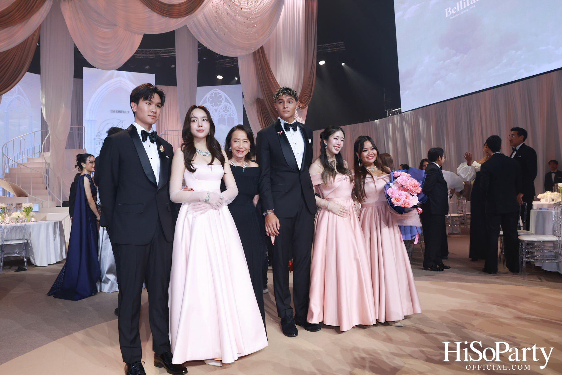 EM DISTRICT เนรมิตค่ำคืนสุดสง่างาม ‘LA BELLE et LE BEAU 2025’ เปิดตัว 15 หนุ่มสาว GEN Z ที่มากด้วยความสามารถ และแพชชั่น