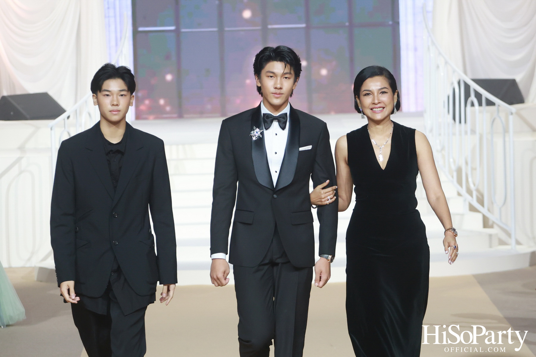 EM DISTRICT เนรมิตค่ำคืนสุดสง่างาม ‘LA BELLE et LE BEAU 2025’ เปิดตัว 15 หนุ่มสาว GEN Z ที่มากด้วยความสามารถ และแพชชั่น