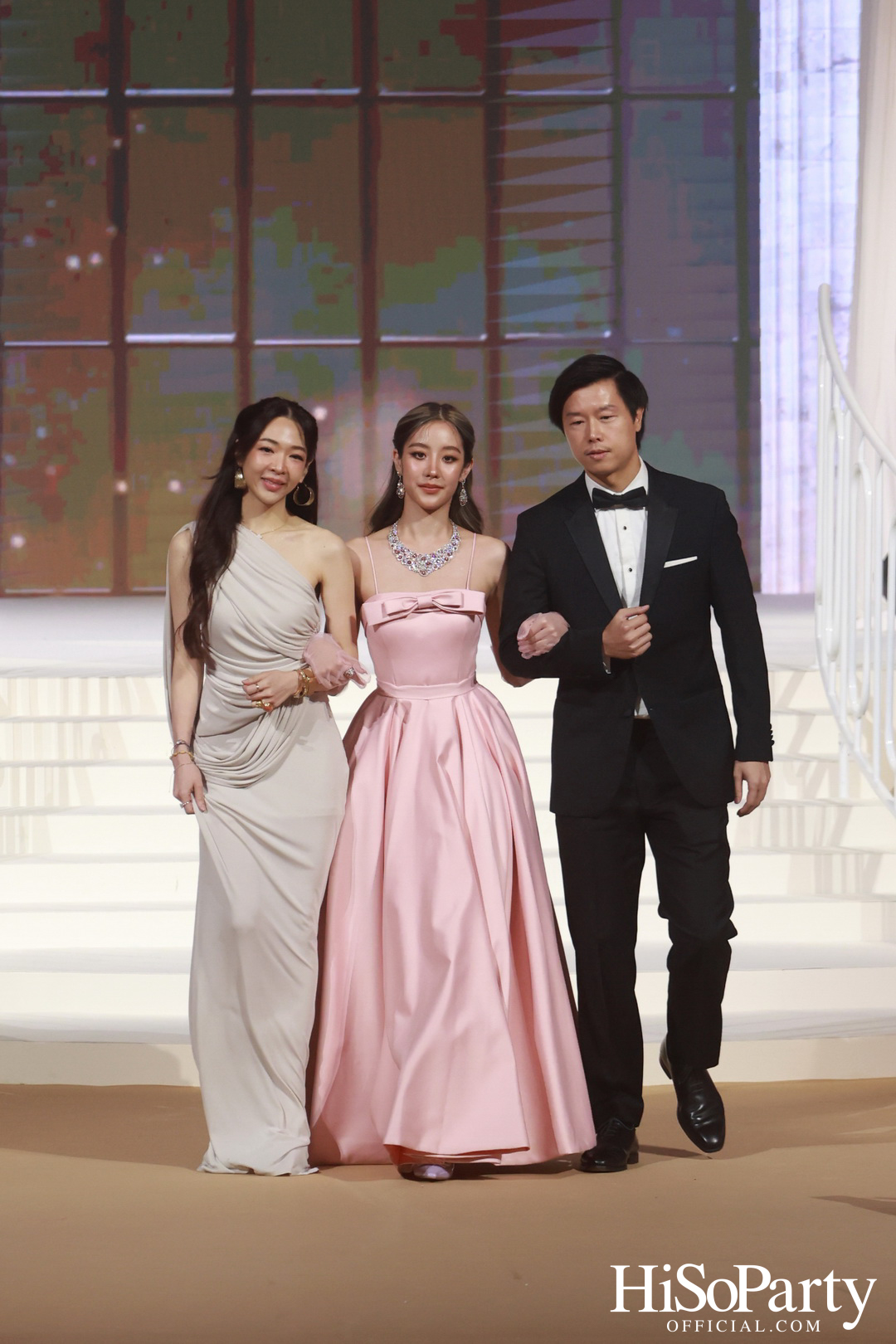 EM DISTRICT เนรมิตค่ำคืนสุดสง่างาม ‘LA BELLE et LE BEAU 2025’ เปิดตัว 15 หนุ่มสาว GEN Z ที่มากด้วยความสามารถ และแพชชั่น