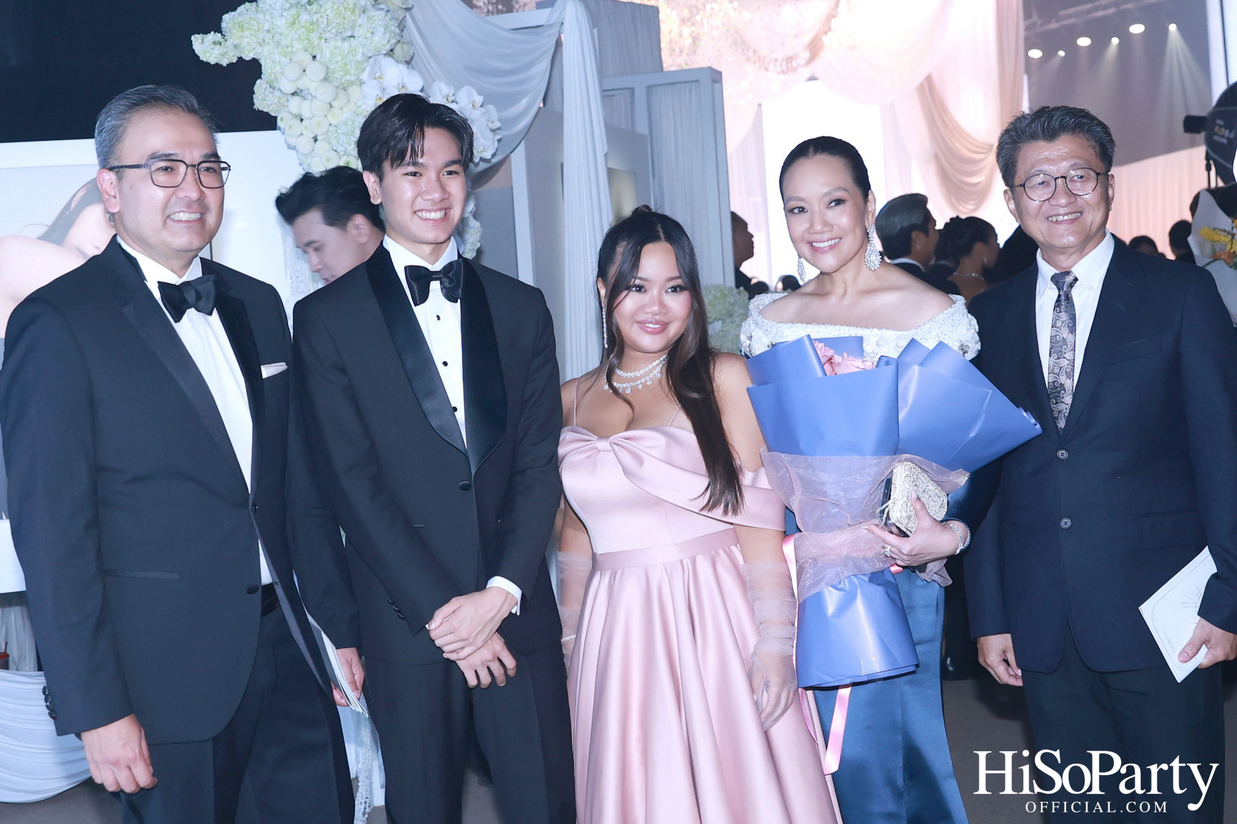 EM DISTRICT เนรมิตค่ำคืนสุดสง่างาม ‘LA BELLE et LE BEAU 2025’ เปิดตัว 15 หนุ่มสาว GEN Z ที่มากด้วยความสามารถ และแพชชั่น