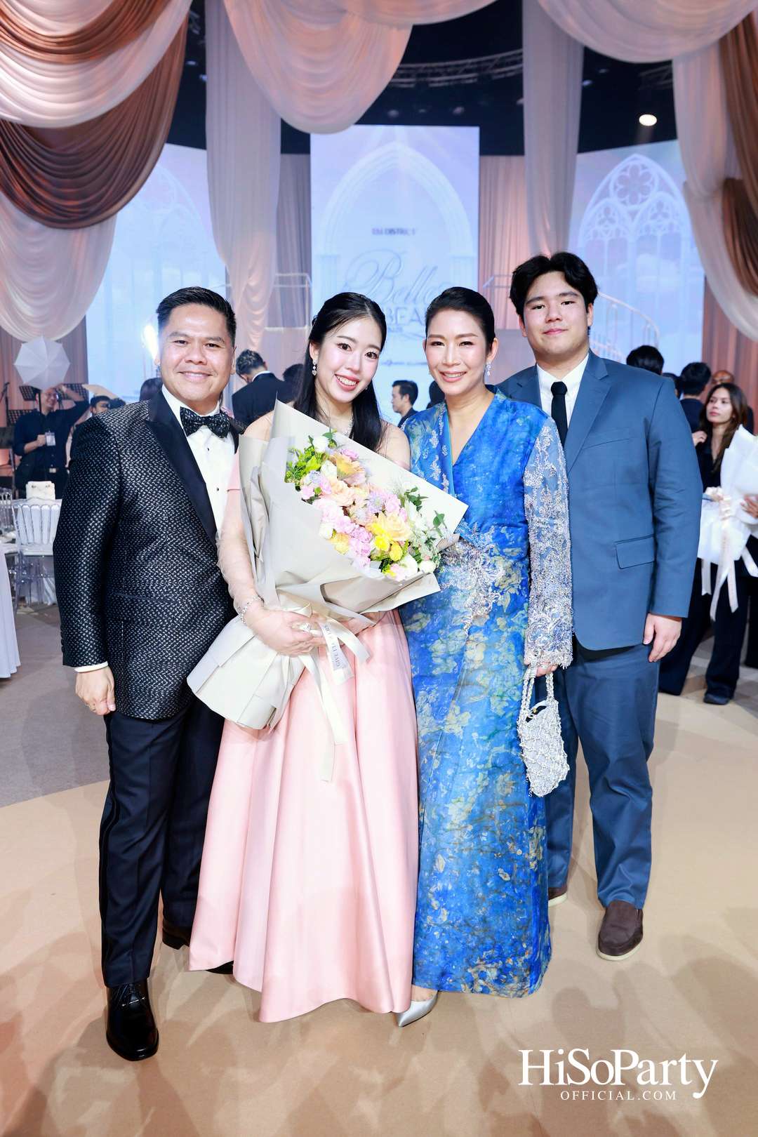 EM DISTRICT เนรมิตค่ำคืนสุดสง่างาม ‘LA BELLE et LE BEAU 2025’ เปิดตัว 15 หนุ่มสาว GEN Z ที่มากด้วยความสามารถ และแพชชั่น