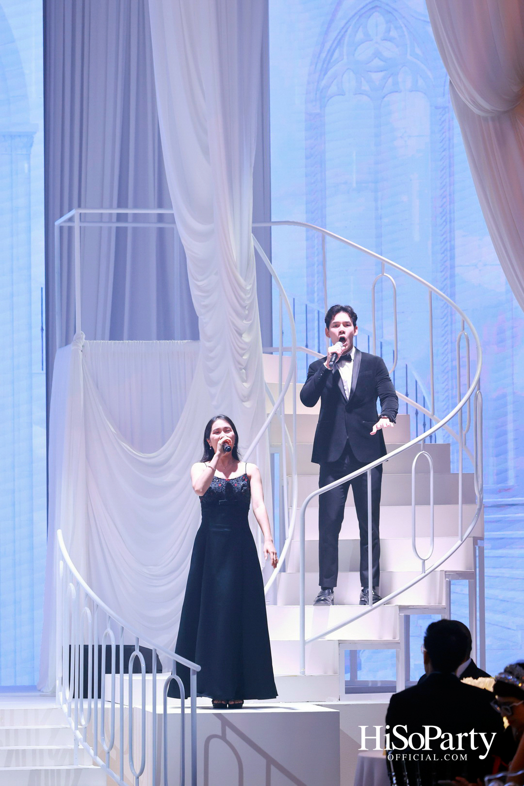 EM DISTRICT เนรมิตค่ำคืนสุดสง่างาม ‘LA BELLE et LE BEAU 2025’ เปิดตัว 15 หนุ่มสาว GEN Z ที่มากด้วยความสามารถ และแพชชั่น