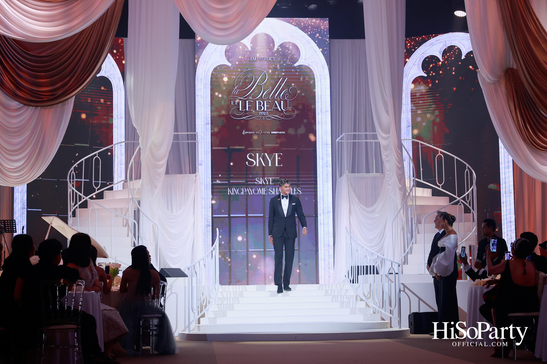 EM DISTRICT เนรมิตค่ำคืนสุดสง่างาม ‘LA BELLE et LE BEAU 2025’ เปิดตัว 15 หนุ่มสาว GEN Z ที่มากด้วยความสามารถ และแพชชั่น