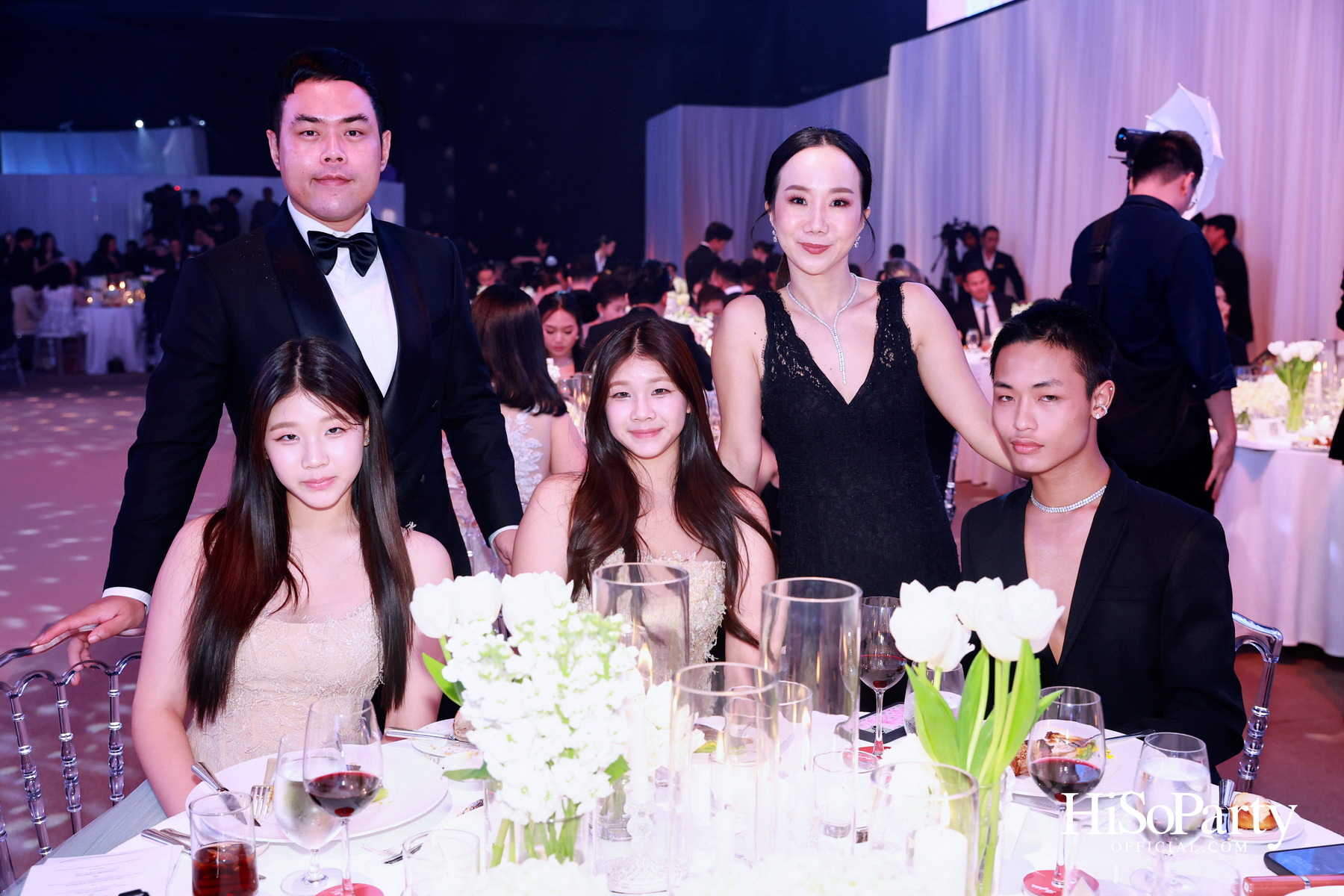 EM DISTRICT เนรมิตค่ำคืนสุดสง่างาม ‘LA BELLE et LE BEAU 2025’ เปิดตัว 15 หนุ่มสาว GEN Z ที่มากด้วยความสามารถ และแพชชั่น