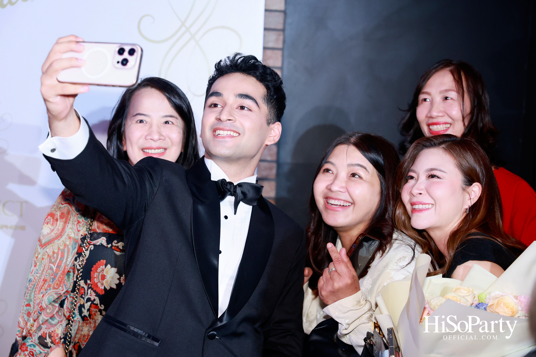 EM DISTRICT เนรมิตค่ำคืนสุดสง่างาม ‘LA BELLE et LE BEAU 2025’ เปิดตัว 15 หนุ่มสาว GEN Z ที่มากด้วยความสามารถ และแพชชั่น