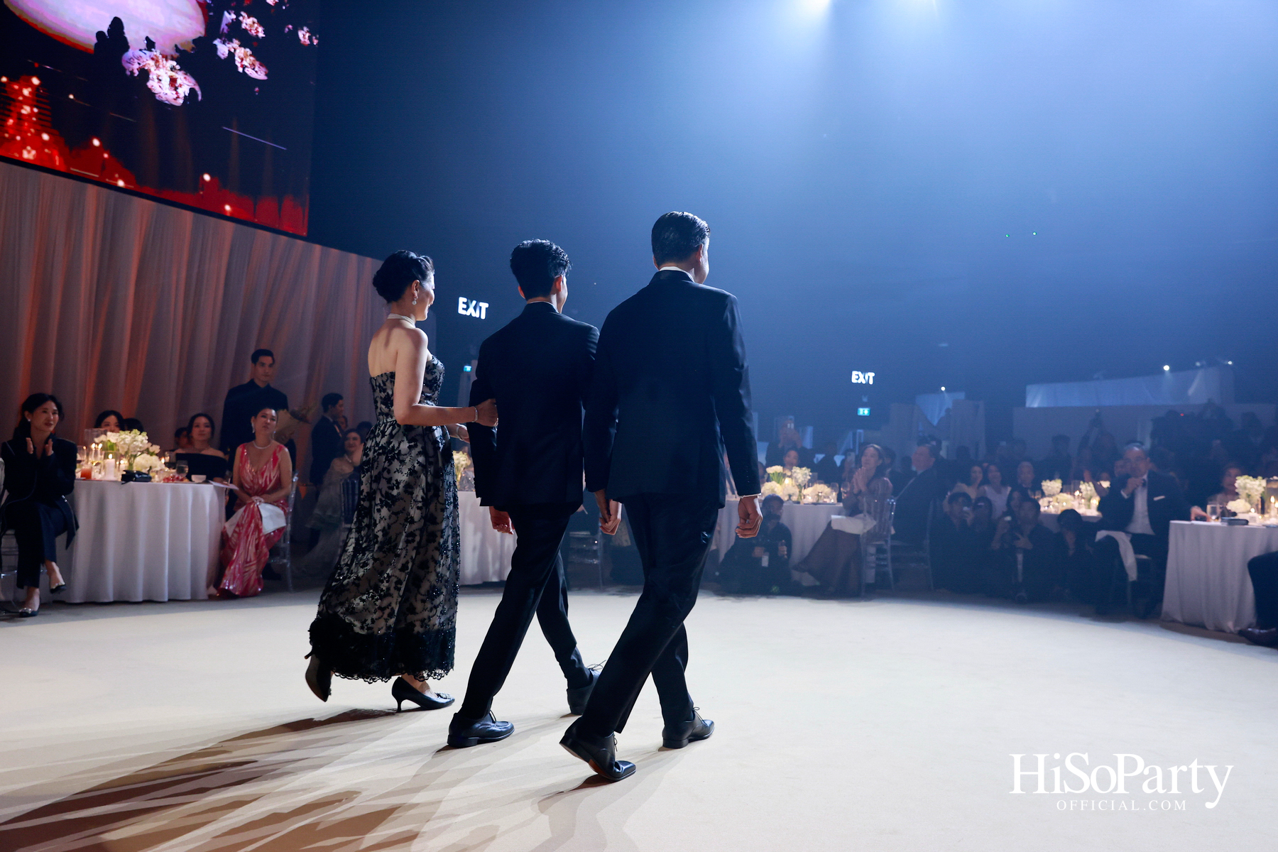 EM DISTRICT เนรมิตค่ำคืนสุดสง่างาม ‘LA BELLE et LE BEAU 2025’ เปิดตัว 15 หนุ่มสาว GEN Z ที่มากด้วยความสามารถ และแพชชั่น