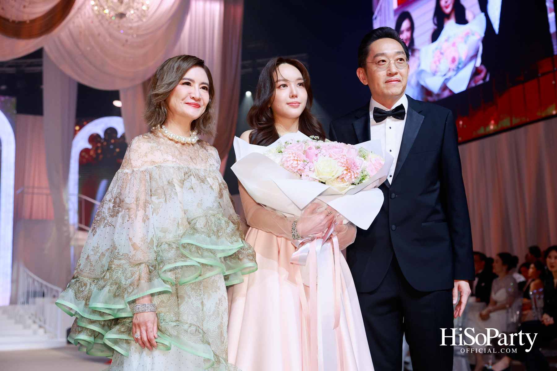 EM DISTRICT เนรมิตค่ำคืนสุดสง่างาม ‘LA BELLE et LE BEAU 2025’ เปิดตัว 15 หนุ่มสาว GEN Z ที่มากด้วยความสามารถ และแพชชั่น