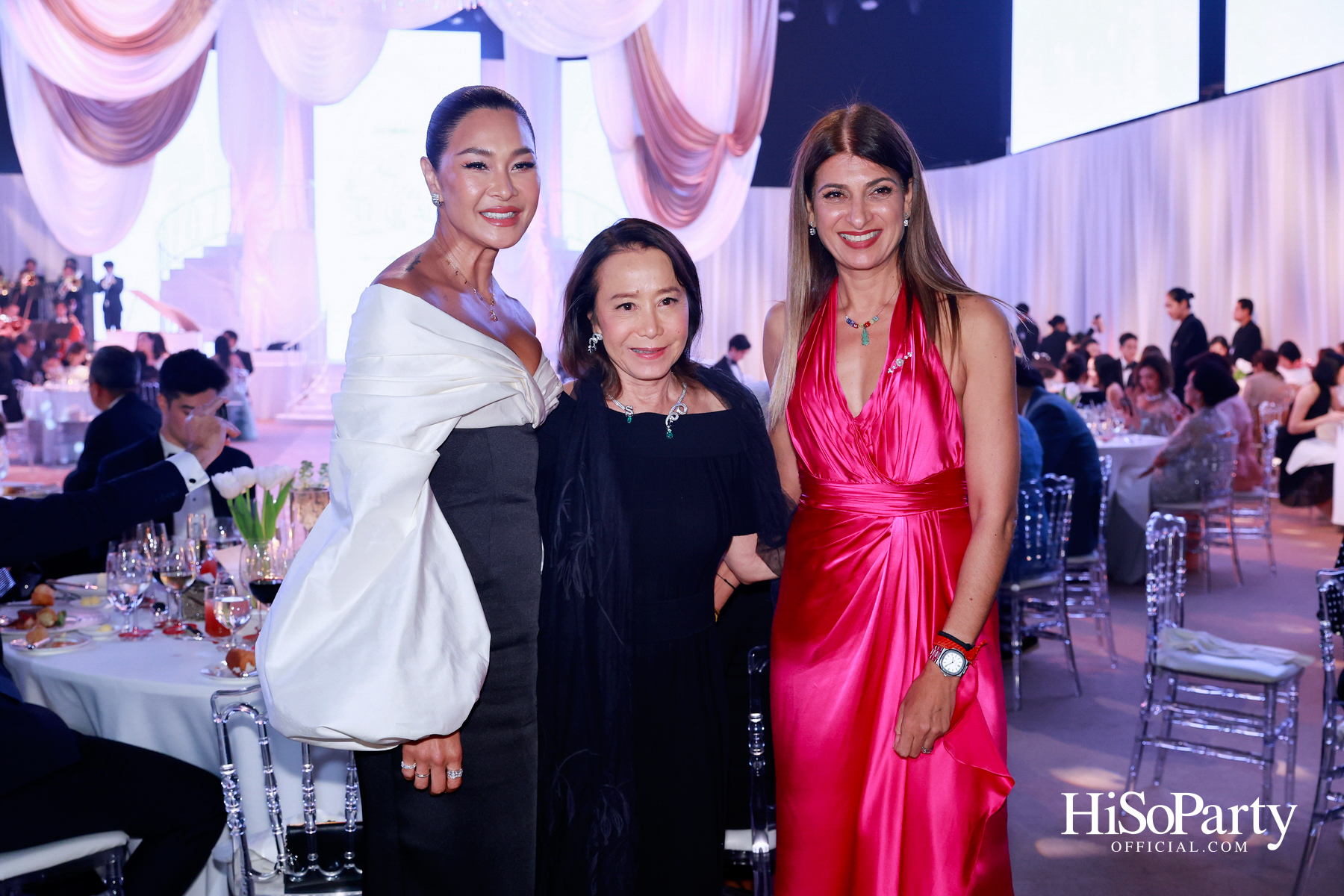 EM DISTRICT เนรมิตค่ำคืนสุดสง่างาม ‘LA BELLE et LE BEAU 2025’ เปิดตัว 15 หนุ่มสาว GEN Z ที่มากด้วยความสามารถ และแพชชั่น