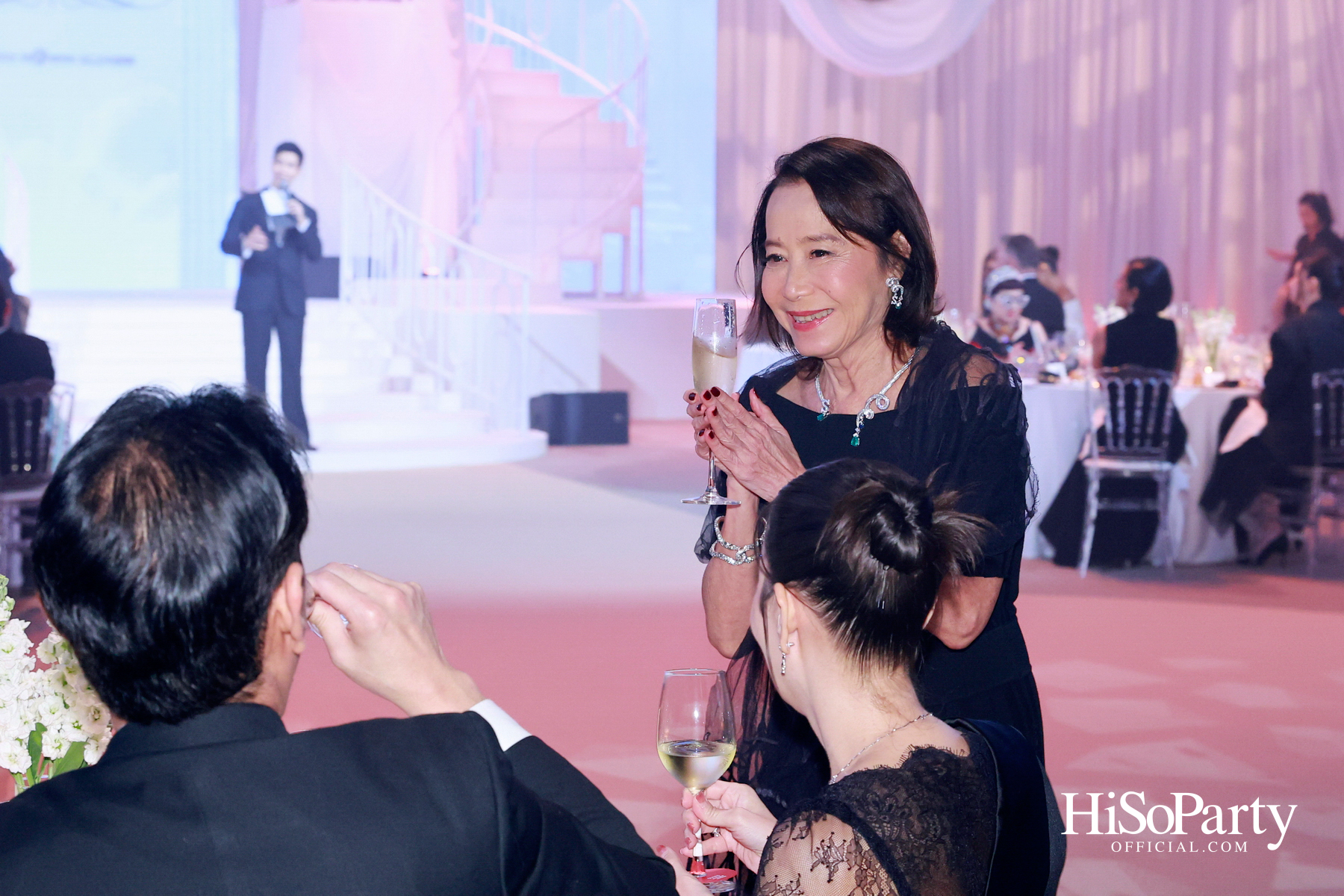 EM DISTRICT เนรมิตค่ำคืนสุดสง่างาม ‘LA BELLE et LE BEAU 2025’ เปิดตัว 15 หนุ่มสาว GEN Z ที่มากด้วยความสามารถ และแพชชั่น