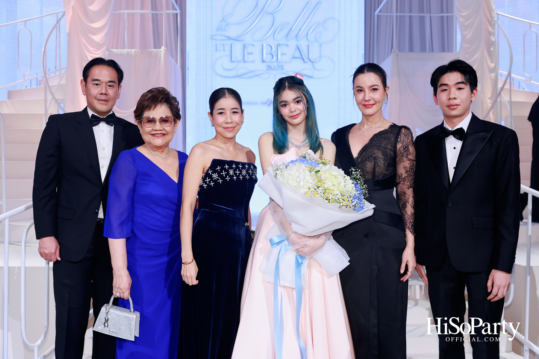 EM DISTRICT เนรมิตค่ำคืนสุดสง่างาม ‘LA BELLE et LE BEAU 2025’ เปิดตัว 15 หนุ่มสาว GEN Z ที่มากด้วยความสามารถ และแพชชั่น