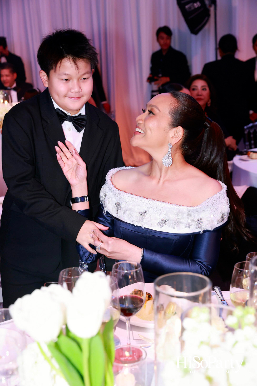 EM DISTRICT เนรมิตค่ำคืนสุดสง่างาม ‘LA BELLE et LE BEAU 2025’ เปิดตัว 15 หนุ่มสาว GEN Z ที่มากด้วยความสามารถ และแพชชั่น