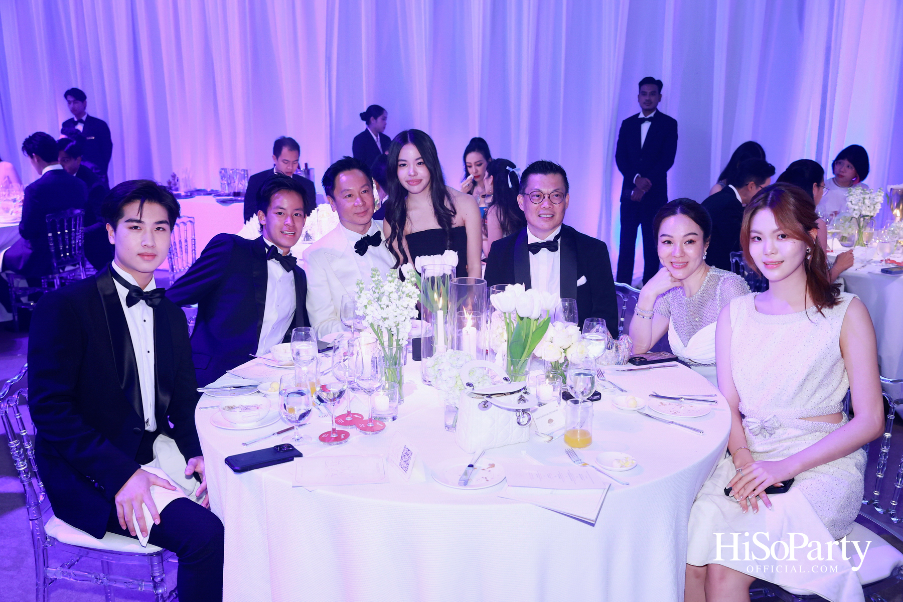 EM DISTRICT เนรมิตค่ำคืนสุดสง่างาม ‘LA BELLE et LE BEAU 2025’ เปิดตัว 15 หนุ่มสาว GEN Z ที่มากด้วยความสามารถ และแพชชั่น