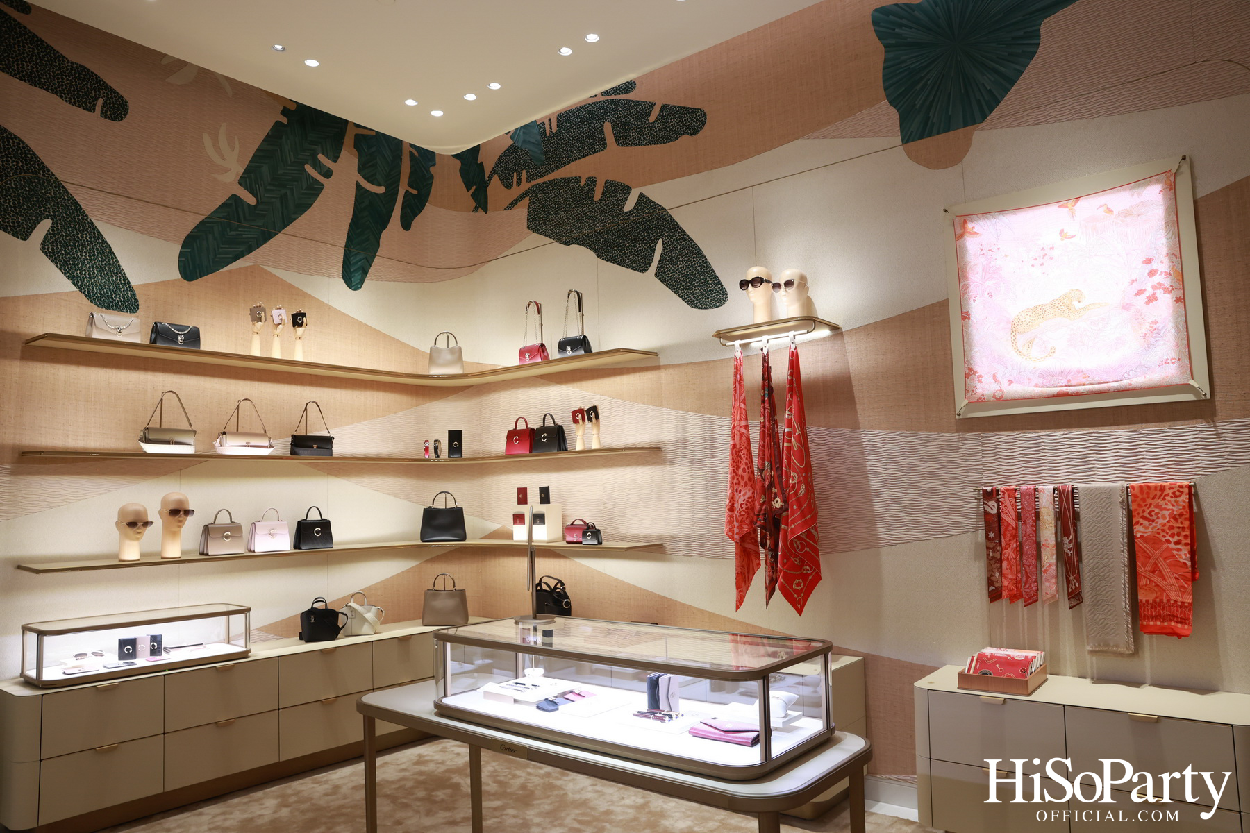 Cartier เปิดตัวบูติคแฟลกชิปแห่งใหม่สุดหรู ณ สยามพารากอน ภายใต้คอนเซปต์ ‘Heavenly Cartier’