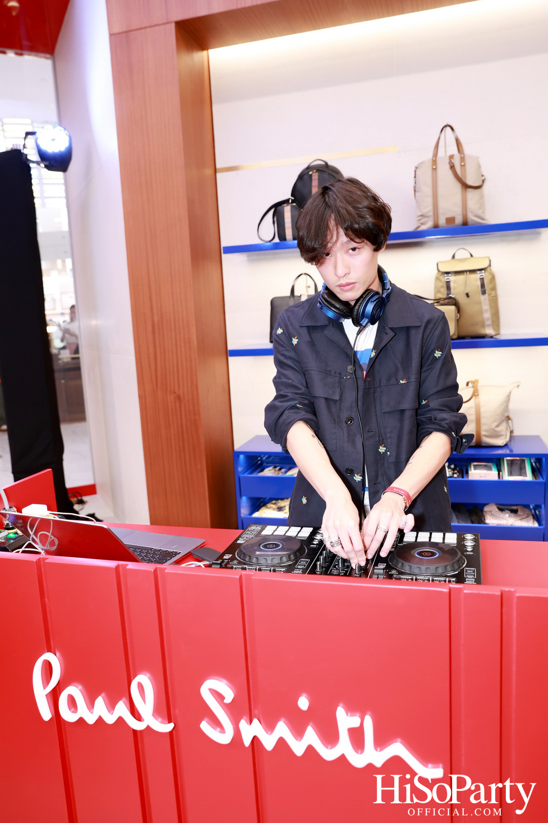 Paul Smith เปิดแฟล็กชิพสโตร์แห่งใหม่ที่เอ็มควอเทียร์ ใหญ่ที่สุดในเอเชียตะวันออกเฉียงใต้ พร้อมเผยคอลเลกชัน Autumn/Winter 2025