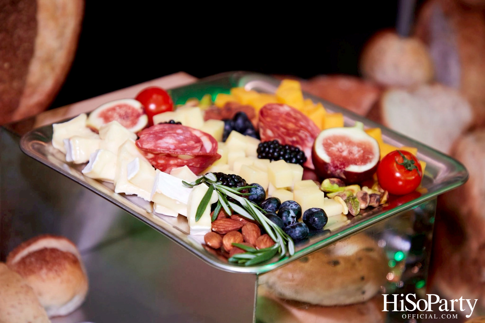 Central The Fashion Disruptors 2025 รวมพลัง 16 แบรนด์ออนไลน์ไทย สู่แฟชั่นโชว์ยิ่งใหญ่บนรันเวย์