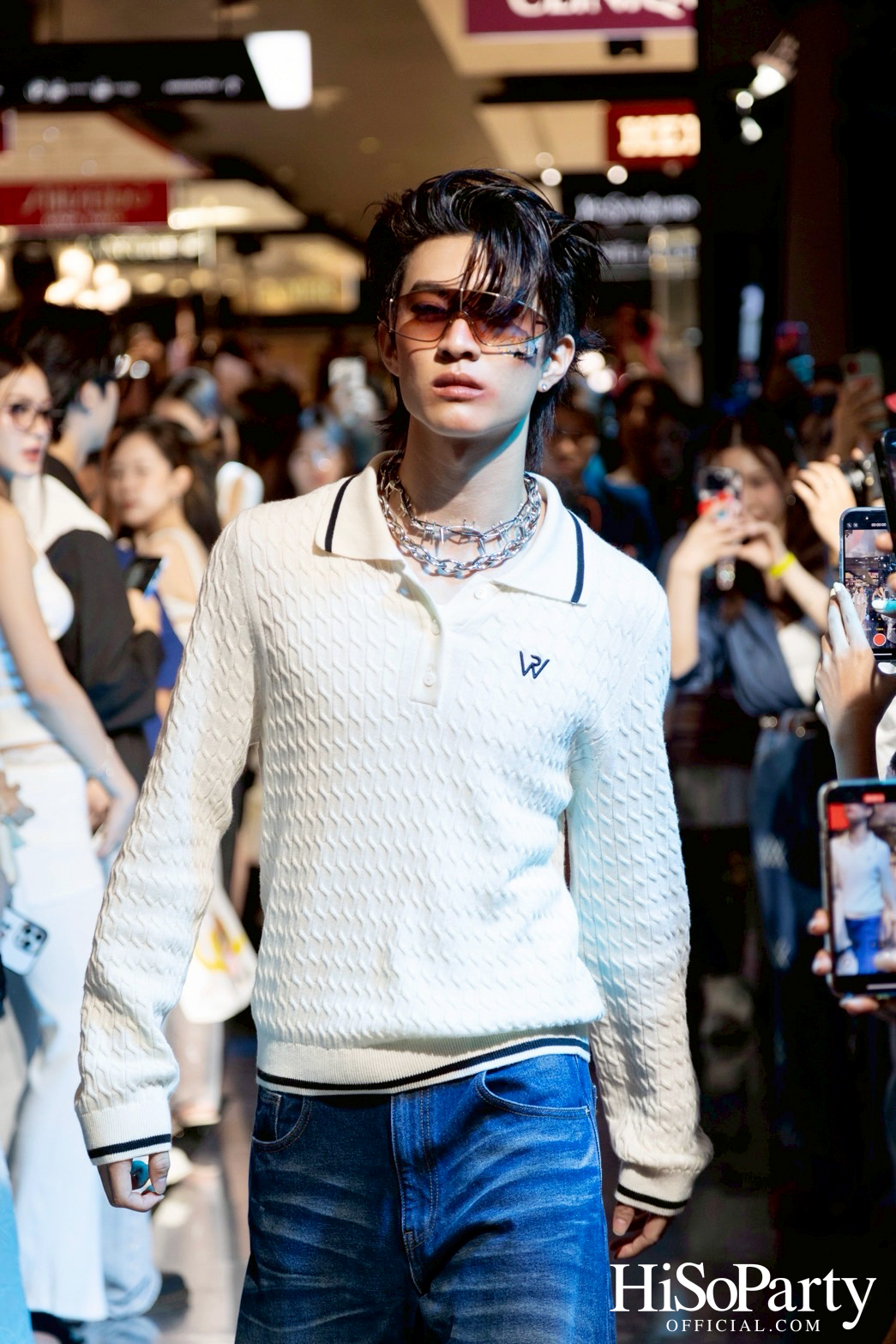 Central The Fashion Disruptors 2025 รวมพลัง 16 แบรนด์ออนไลน์ไทย สู่แฟชั่นโชว์ยิ่งใหญ่บนรันเวย์