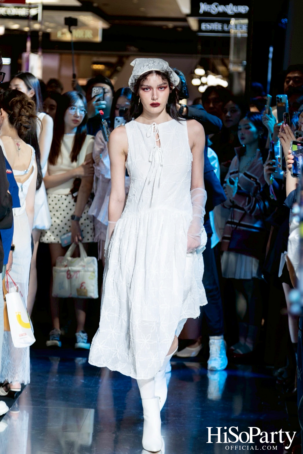 Central The Fashion Disruptors 2025 รวมพลัง 16 แบรนด์ออนไลน์ไทย สู่แฟชั่นโชว์ยิ่งใหญ่บนรันเวย์