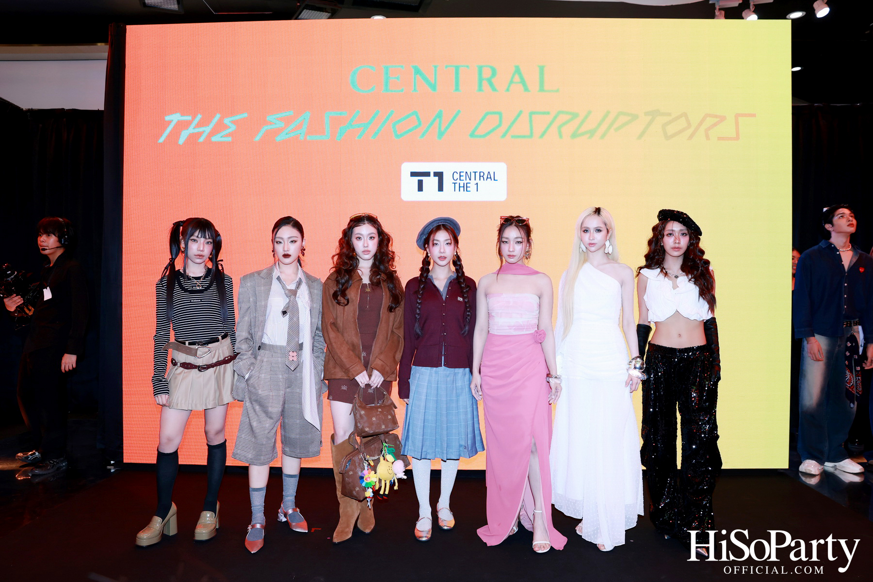 Central The Fashion Disruptors 2025 รวมพลัง 16 แบรนด์ออนไลน์ไทย สู่แฟชั่นโชว์ยิ่งใหญ่บนรันเวย์