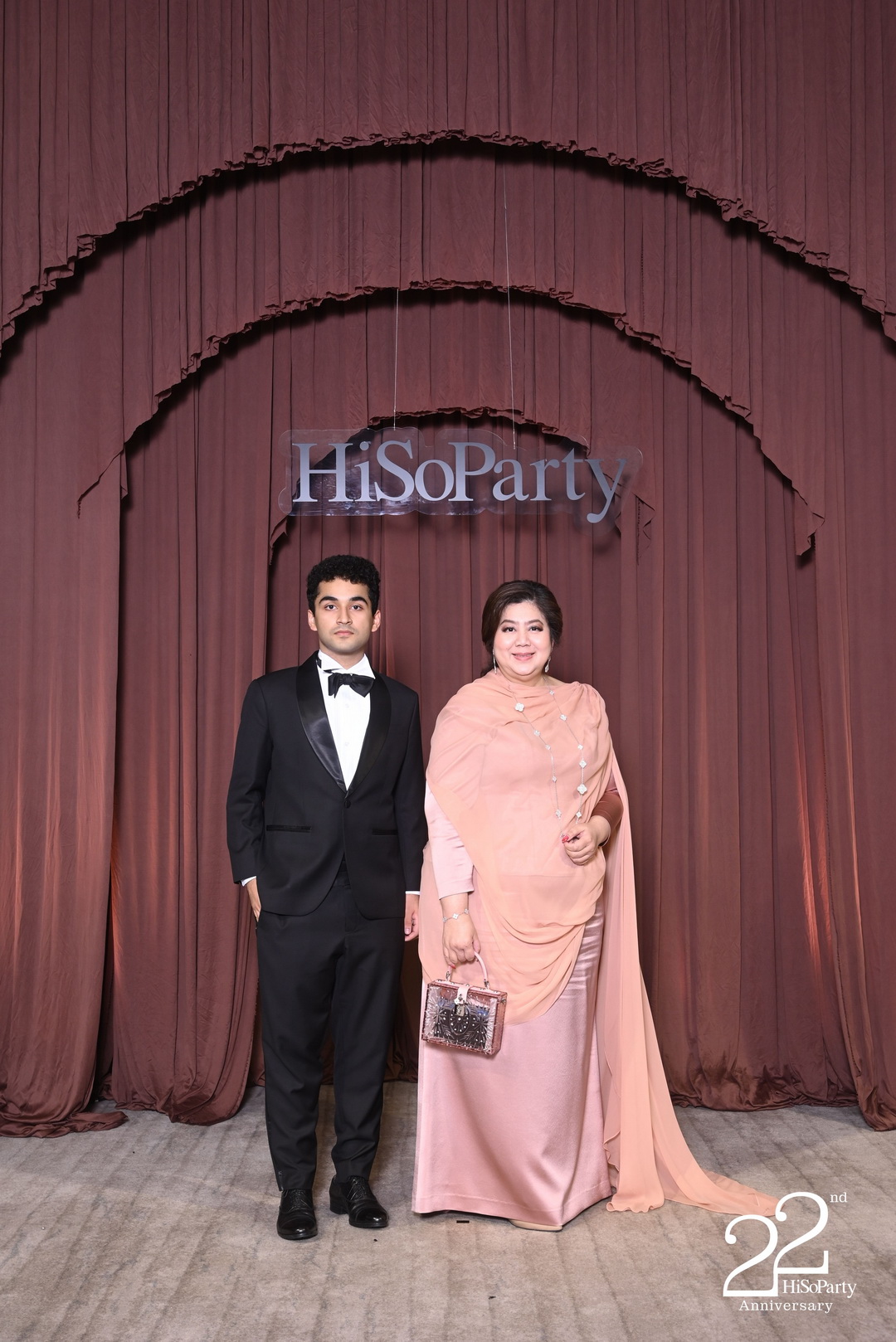 'The Heart of Sharing – หัวใจแห่งการแบ่งปัน' ฉลอง 22 ปี HiSoParty กาล่าดินเนอร์การกุศล (PORTRAIT)