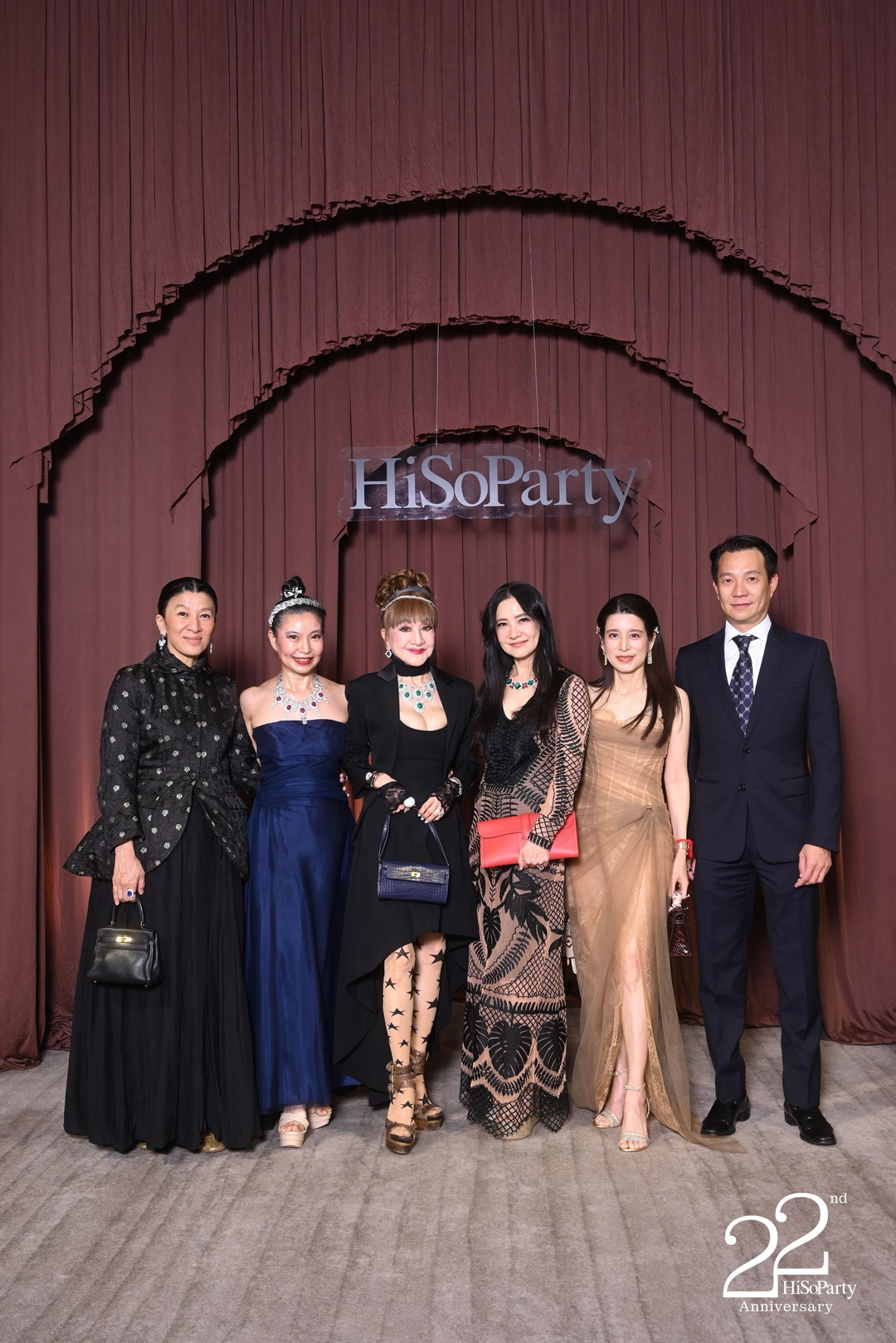 'The Heart of Sharing – หัวใจแห่งการแบ่งปัน' ฉลอง 22 ปี HiSoParty กาล่าดินเนอร์การกุศล (PORTRAIT)