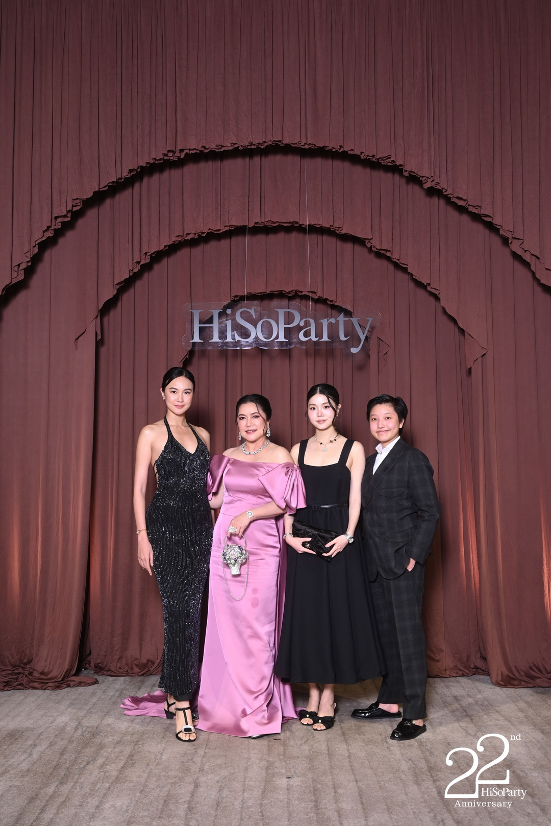 'The Heart of Sharing – หัวใจแห่งการแบ่งปัน' ฉลอง 22 ปี HiSoParty กาล่าดินเนอร์การกุศล (PORTRAIT)