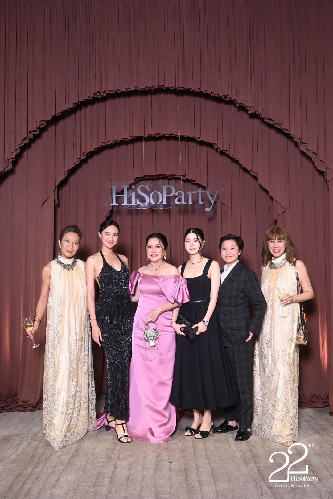 'The Heart of Sharing – หัวใจแห่งการแบ่งปัน' ฉลอง 22 ปี HiSoParty กาล่าดินเนอร์การกุศล (PORTRAIT)