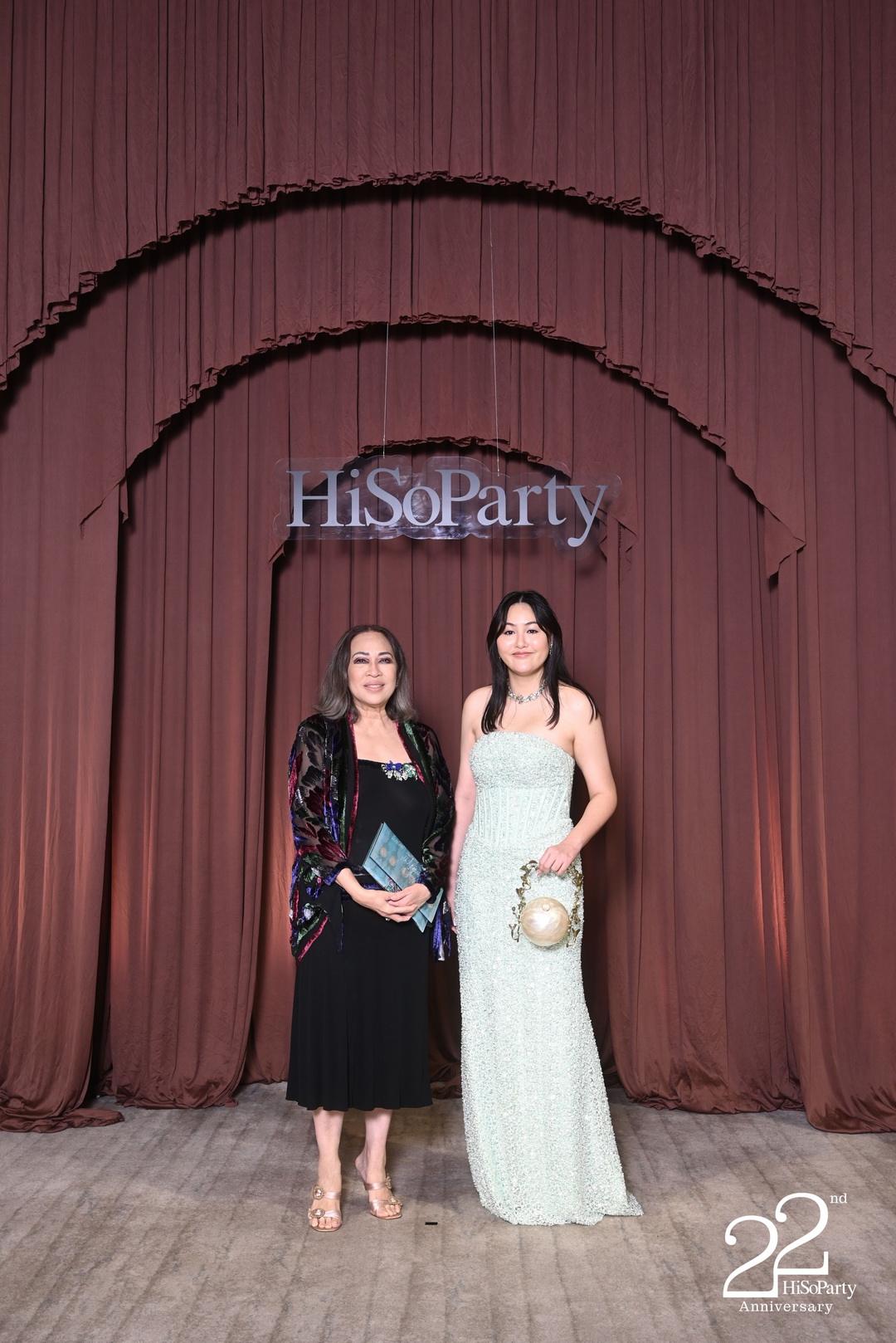 'The Heart of Sharing – หัวใจแห่งการแบ่งปัน' ฉลอง 22 ปี HiSoParty กาล่าดินเนอร์การกุศล (PORTRAIT)
