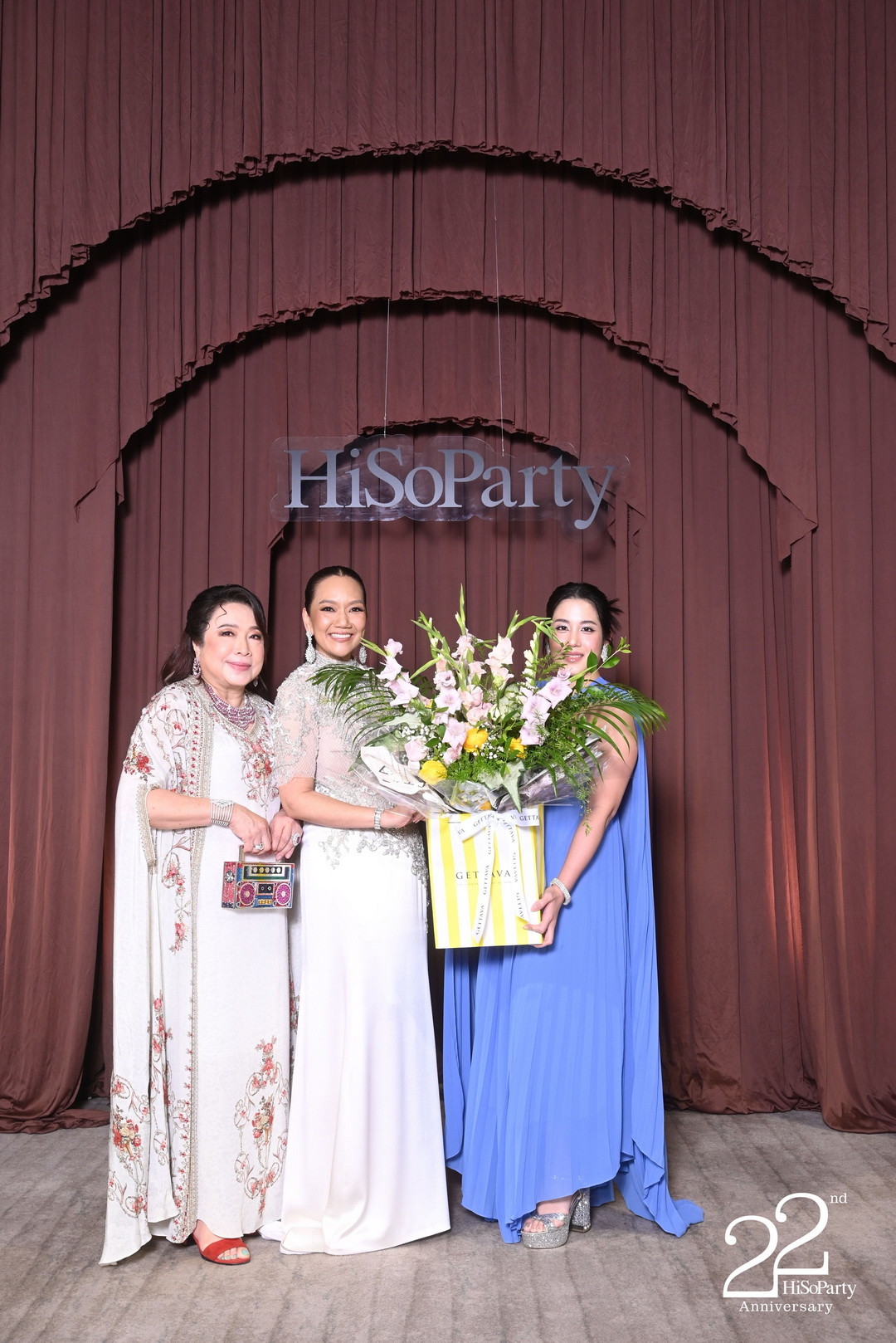 'The Heart of Sharing – หัวใจแห่งการแบ่งปัน' ฉลอง 22 ปี HiSoParty กาล่าดินเนอร์การกุศล (PORTRAIT)