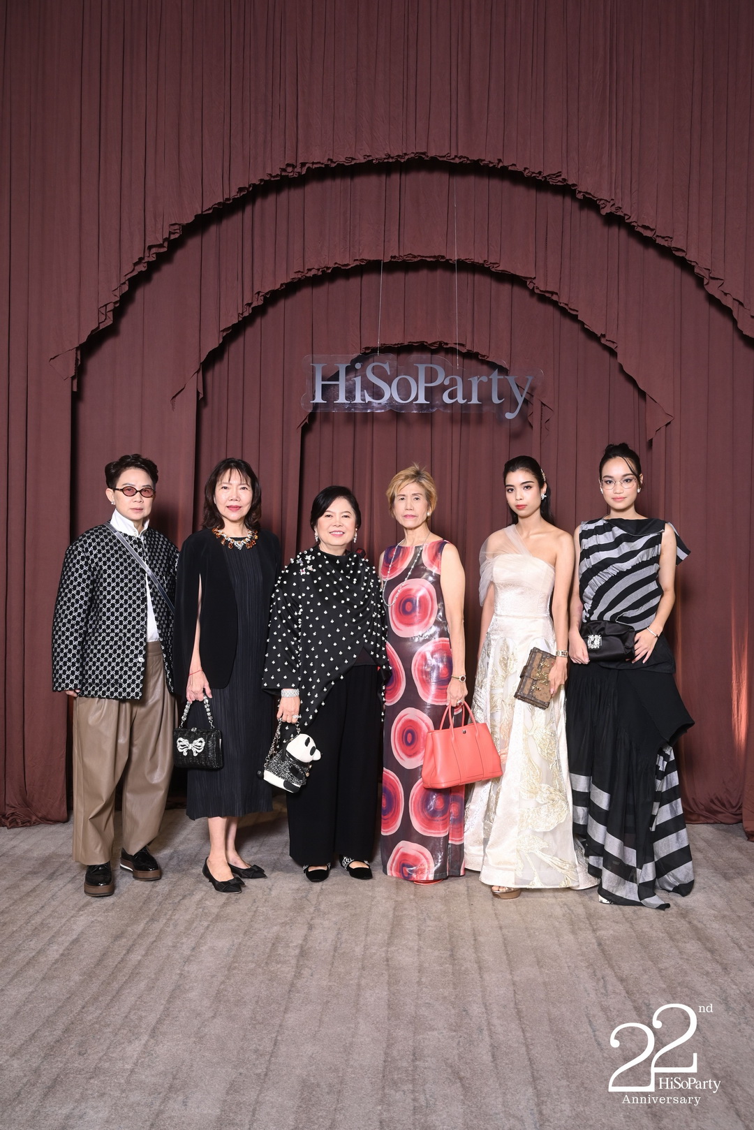 'The Heart of Sharing – หัวใจแห่งการแบ่งปัน' ฉลอง 22 ปี HiSoParty กาล่าดินเนอร์การกุศล (PORTRAIT)