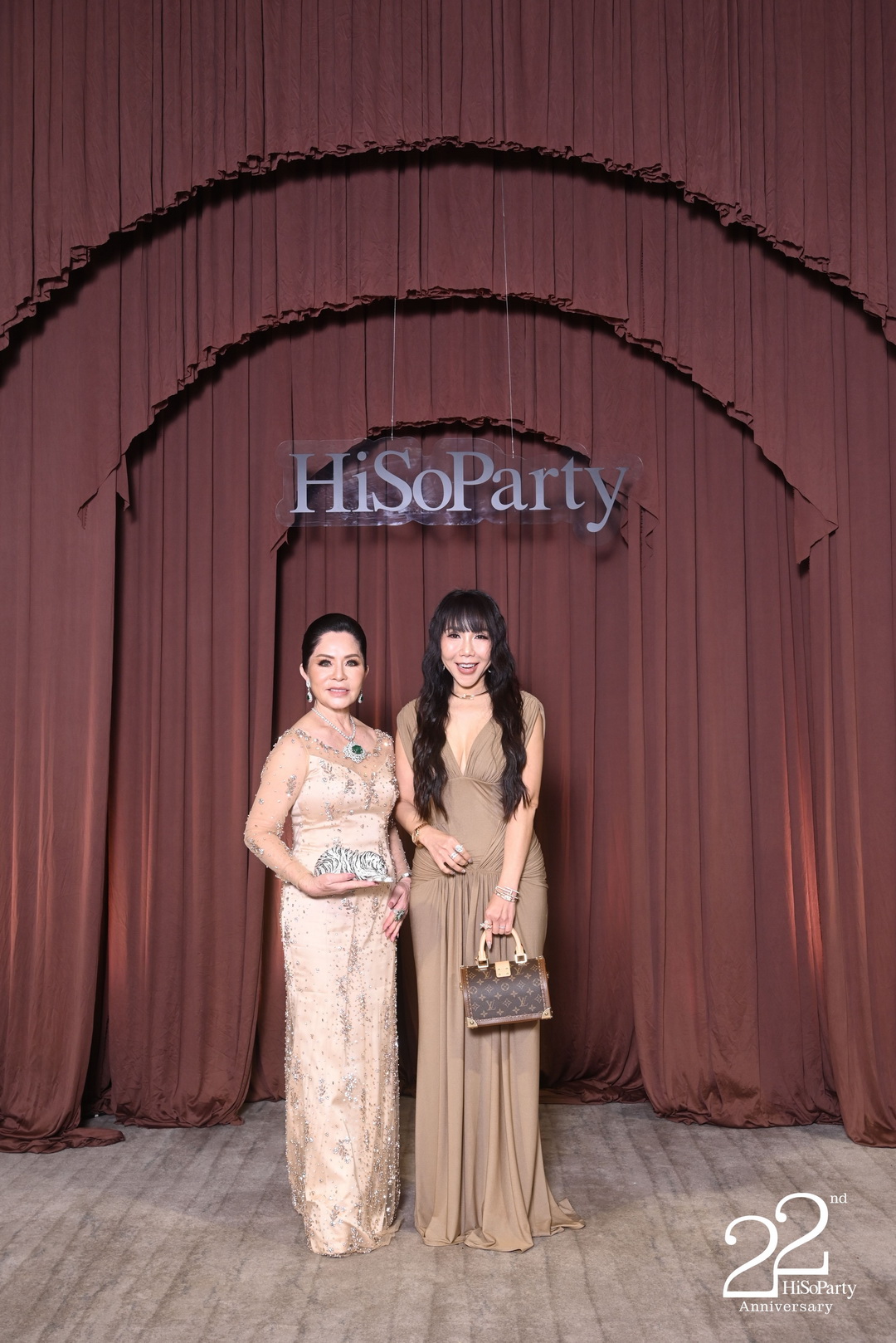 'The Heart of Sharing – หัวใจแห่งการแบ่งปัน' ฉลอง 22 ปี HiSoParty กาล่าดินเนอร์การกุศล (PORTRAIT)