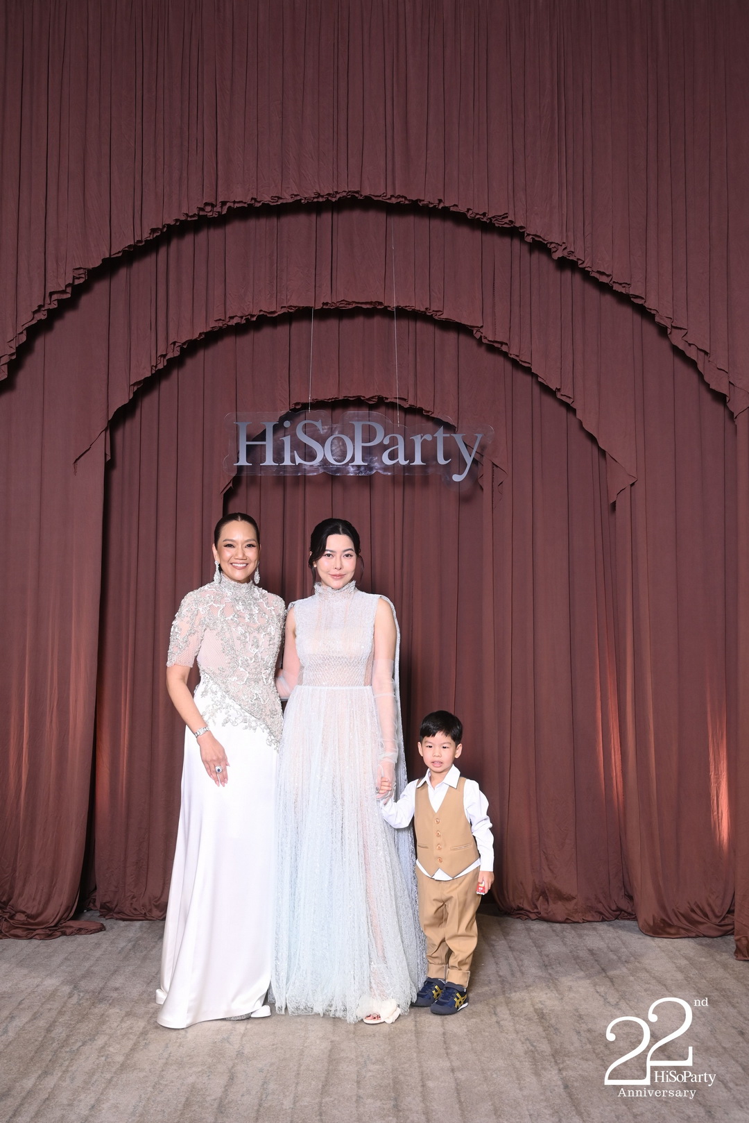 'The Heart of Sharing – หัวใจแห่งการแบ่งปัน' ฉลอง 22 ปี HiSoParty กาล่าดินเนอร์การกุศล (PORTRAIT)
