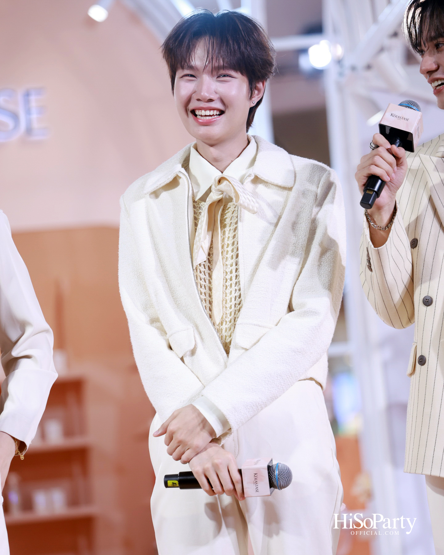 Kérastase เปิดตัว ‘Gloss Absolu’ คอลเลกชันใหม่ ครั้งแรก! กับเทคโนโลยี Hydra-Glazing เพื่อผมเงางามระดับโอตกูตูร์