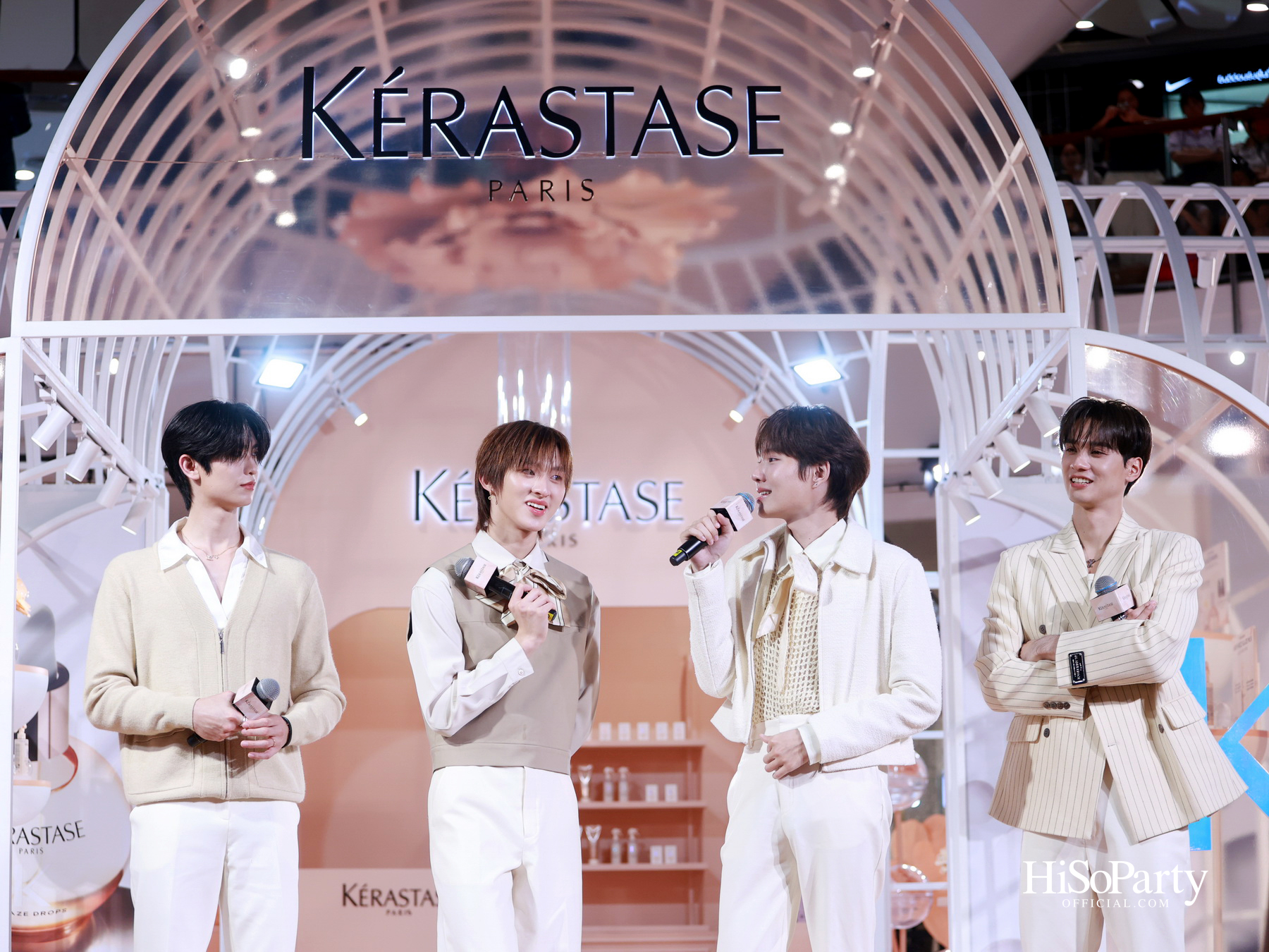 Kérastase เปิดตัว ‘Gloss Absolu’ คอลเลกชันใหม่ ครั้งแรก! กับเทคโนโลยี Hydra-Glazing เพื่อผมเงางามระดับโอตกูตูร์