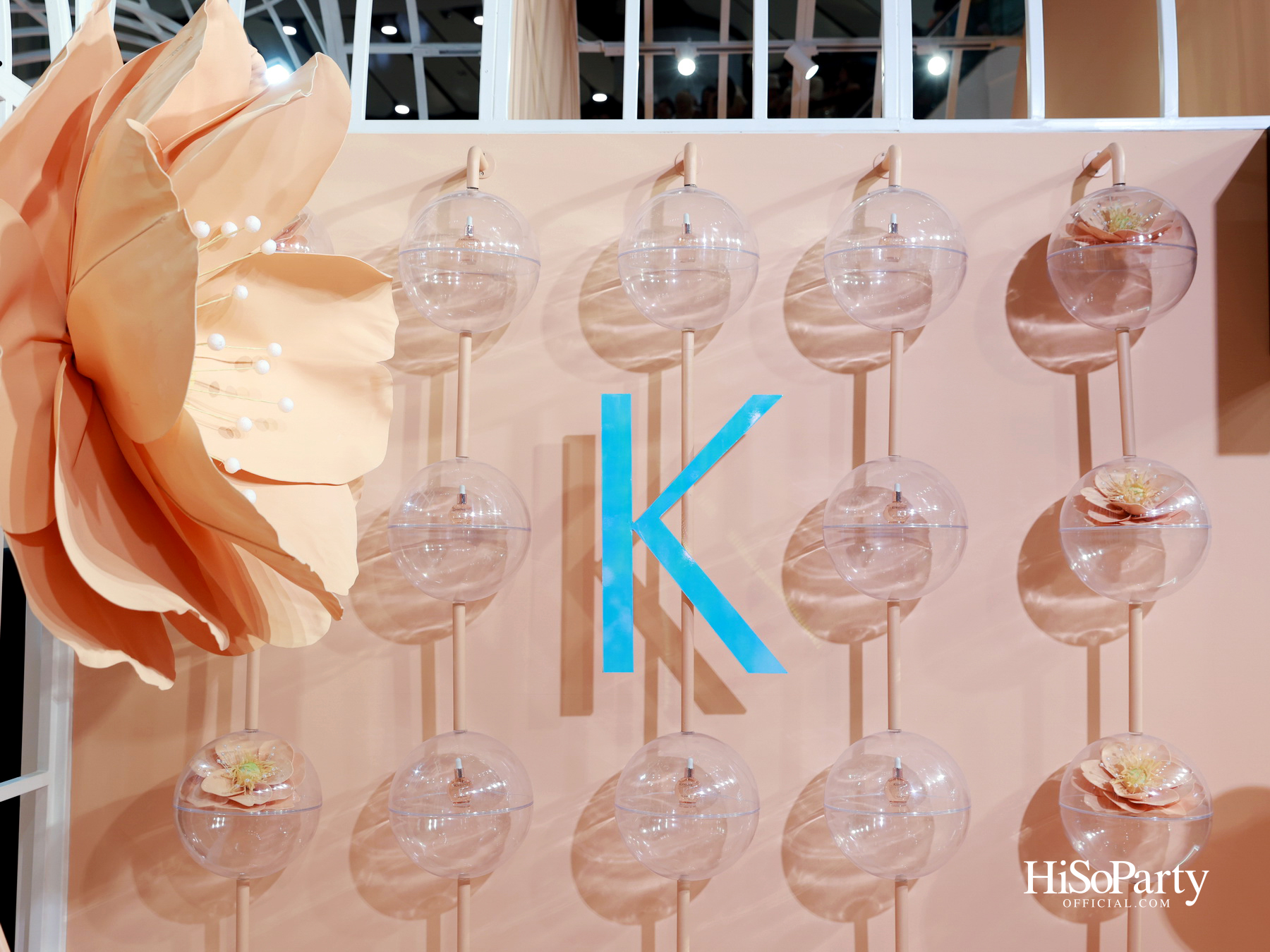 Kérastase เปิดตัว ‘Gloss Absolu’ คอลเลกชันใหม่ ครั้งแรก! กับเทคโนโลยี Hydra-Glazing เพื่อผมเงางามระดับโอตกูตูร์