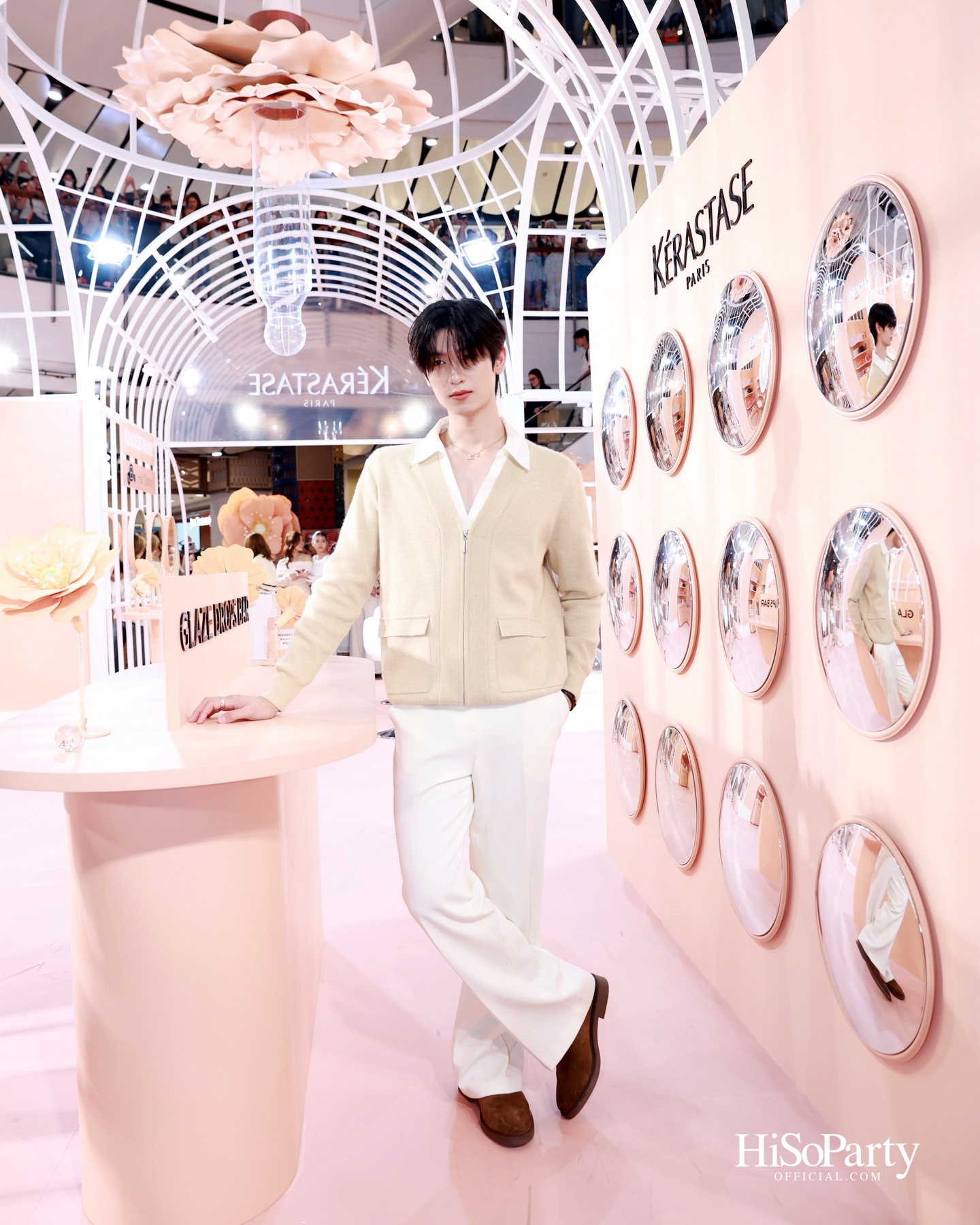 Kérastase เปิดตัว ‘Gloss Absolu’ คอลเลกชันใหม่ ครั้งแรก! กับเทคโนโลยี Hydra-Glazing เพื่อผมเงางามระดับโอตกูตูร์