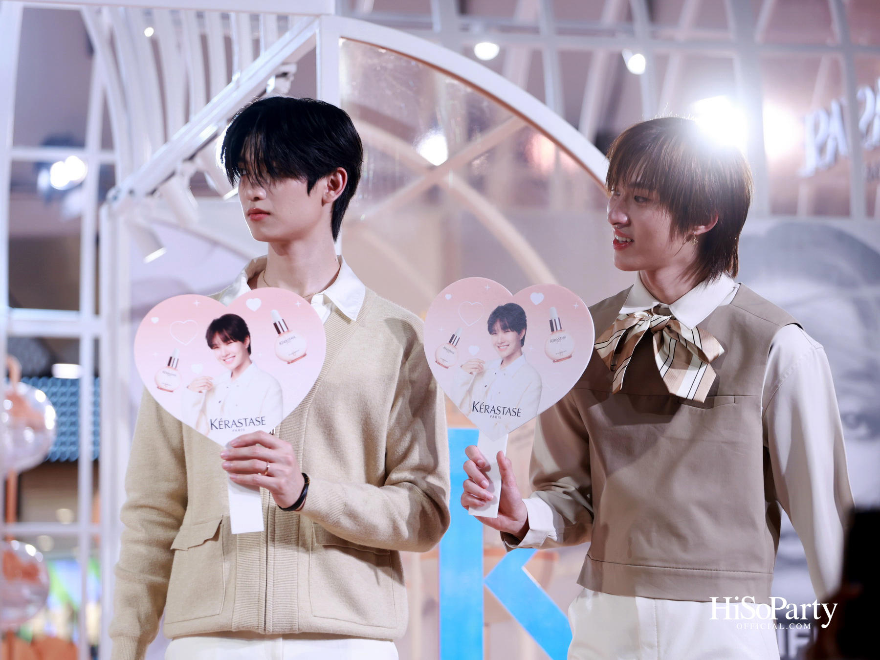 Kérastase เปิดตัว ‘Gloss Absolu’ คอลเลกชันใหม่ ครั้งแรก! กับเทคโนโลยี Hydra-Glazing เพื่อผมเงางามระดับโอตกูตูร์