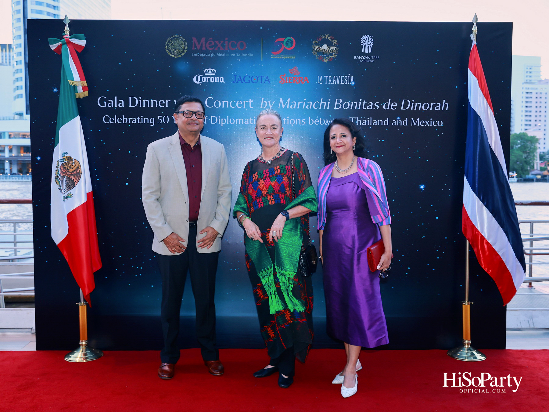 กาล่าดินเนอร์คอนเสิร์ตโดย Mariachi Bonitas de Dinorah บนเรือแซฟฟรอน เฉลิมฉลอง 50 ปี ความสัมพันธ์ทางการทูตไทย–เม็กซิโก