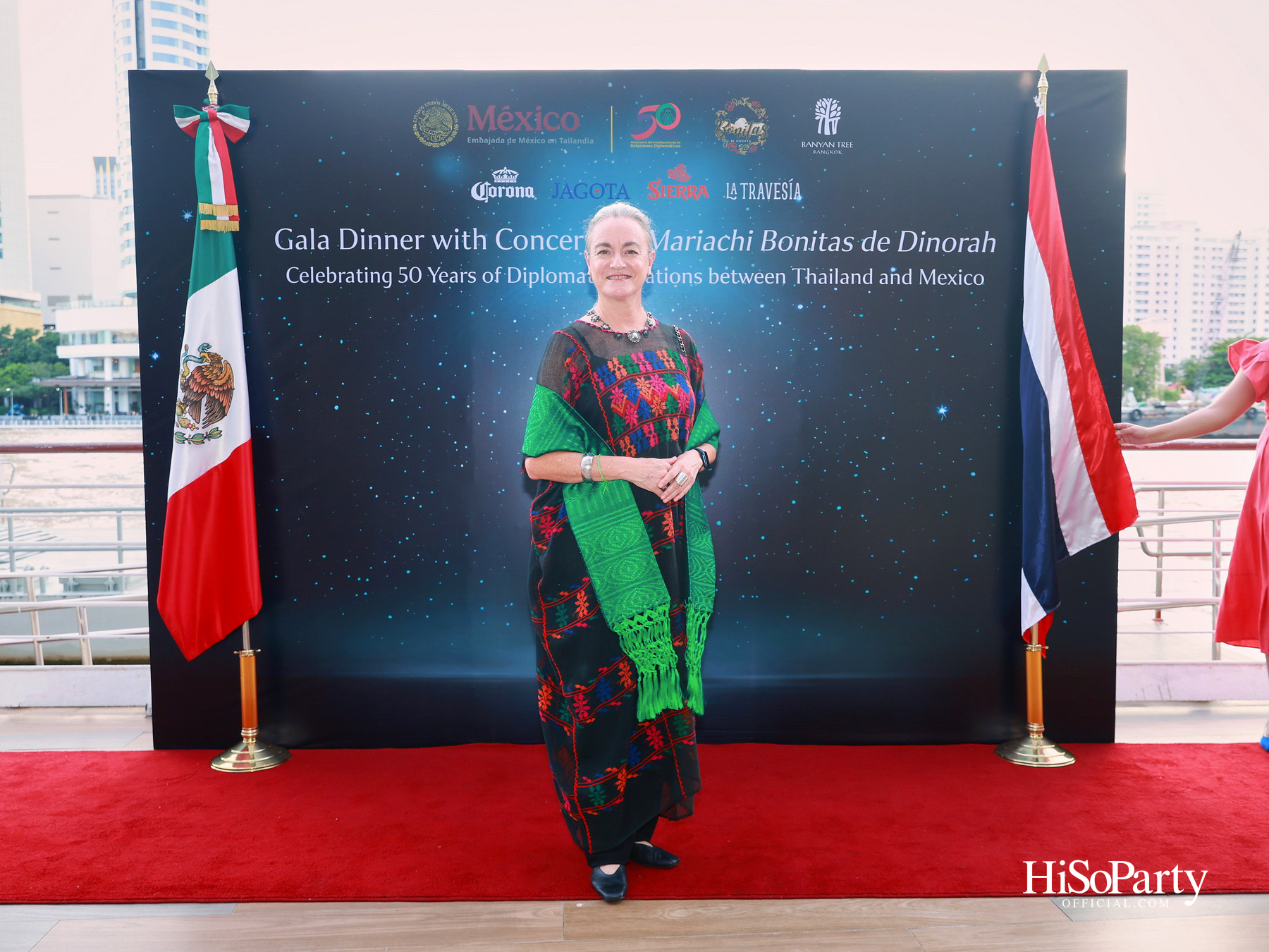 กาล่าดินเนอร์คอนเสิร์ตโดย Mariachi Bonitas de Dinorah บนเรือแซฟฟรอน เฉลิมฉลอง 50 ปี ความสัมพันธ์ทางการทูตไทย–เม็กซิโก