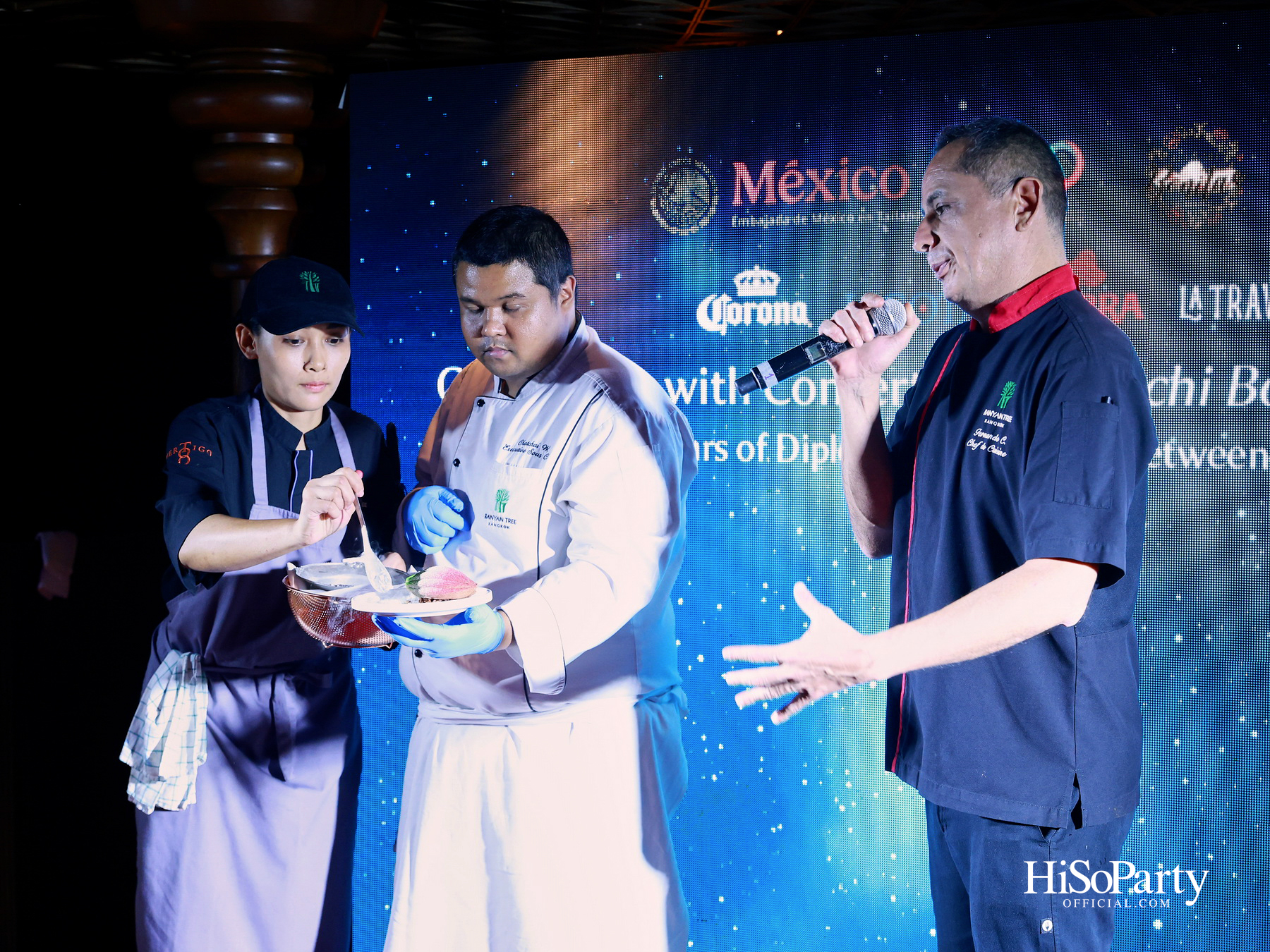 กาล่าดินเนอร์คอนเสิร์ตโดย Mariachi Bonitas de Dinorah บนเรือแซฟฟรอน เฉลิมฉลอง 50 ปี ความสัมพันธ์ทางการทูตไทย–เม็กซิโก