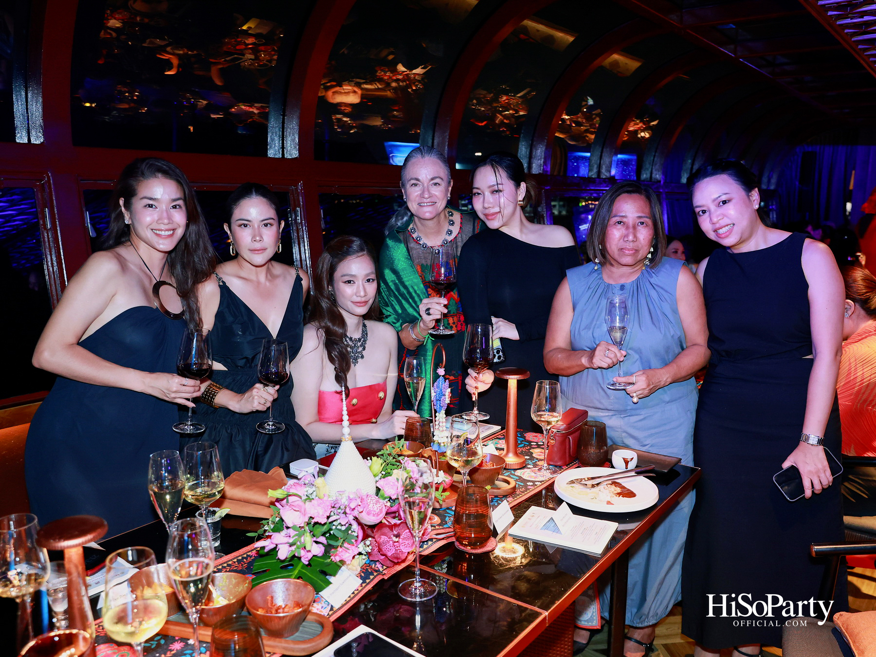 กาล่าดินเนอร์คอนเสิร์ตโดย Mariachi Bonitas de Dinorah บนเรือแซฟฟรอน เฉลิมฉลอง 50 ปี ความสัมพันธ์ทางการทูตไทย–เม็กซิโก