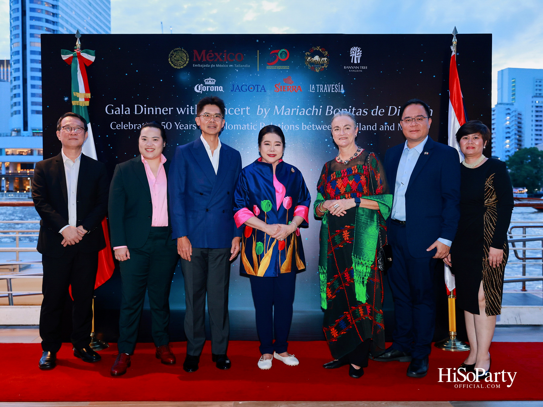 กาล่าดินเนอร์คอนเสิร์ตโดย Mariachi Bonitas de Dinorah บนเรือแซฟฟรอน เฉลิมฉลอง 50 ปี ความสัมพันธ์ทางการทูตไทย–เม็กซิโก
