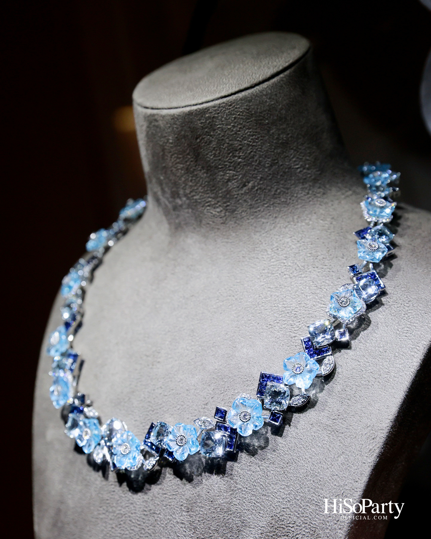 PRIVATE SHOWCASE AT SCOPE THONGLOR FEATURING SHOW UNIT ALONGSIDE MASTERPIECES CURATED BY BEAUTY GEMS