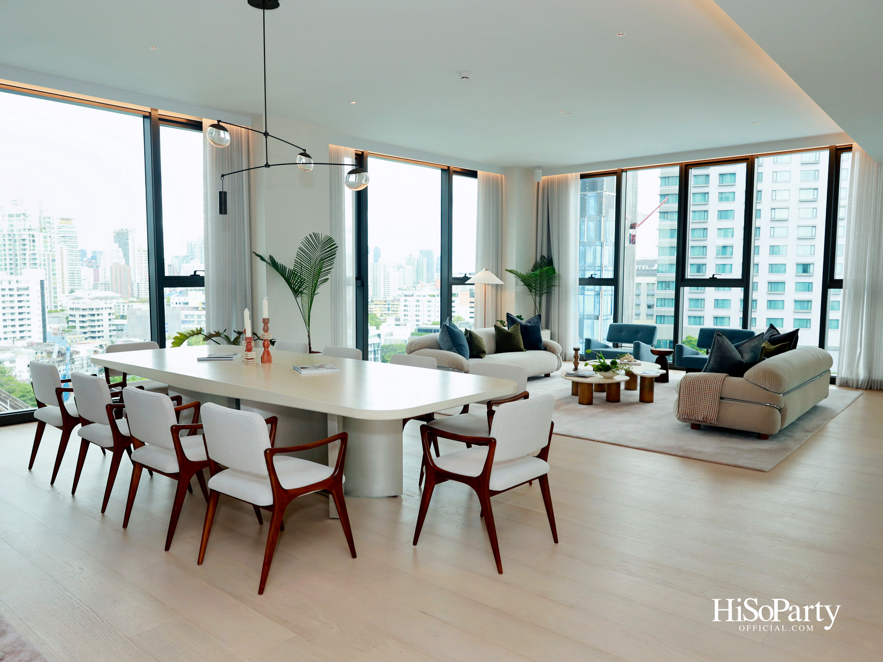 PRIVATE SHOWCASE AT SCOPE THONGLOR FEATURING SHOW UNIT ALONGSIDE MASTERPIECES CURATED BY BEAUTY GEMS