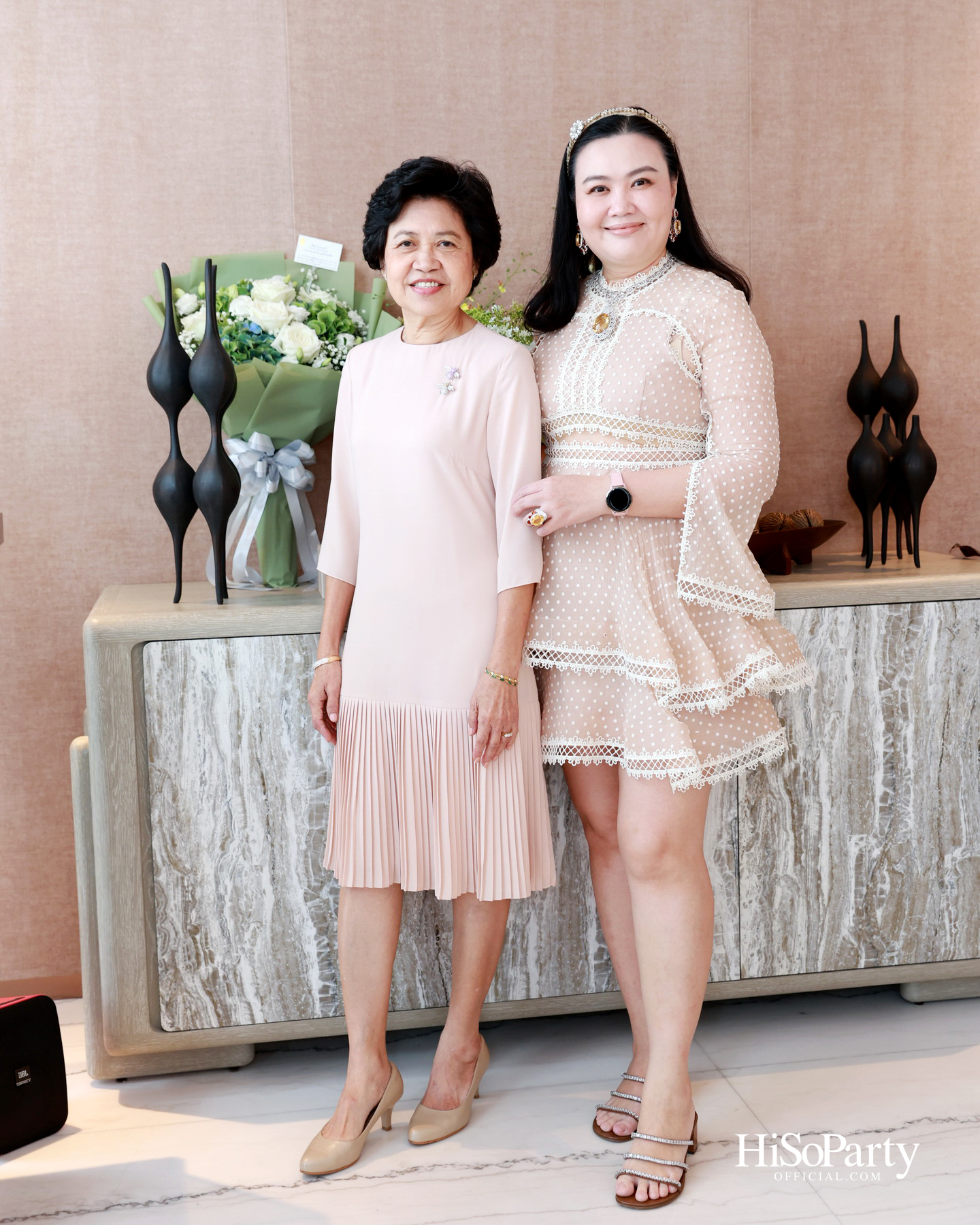 PRIVATE SHOWCASE AT SCOPE THONGLOR FEATURING SHOW UNIT ALONGSIDE MASTERPIECES CURATED BY BEAUTY GEMS