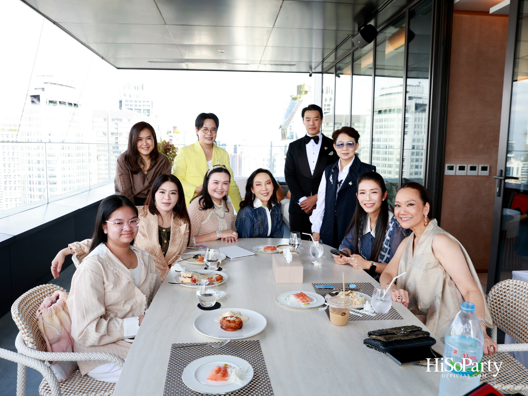 PRIVATE SHOWCASE AT SCOPE THONGLOR FEATURING SHOW UNIT ALONGSIDE MASTERPIECES CURATED BY BEAUTY GEMS