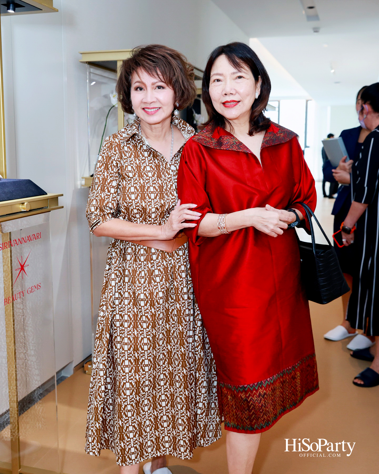 PRIVATE SHOWCASE AT SCOPE THONGLOR FEATURING SHOW UNIT ALONGSIDE MASTERPIECES CURATED BY BEAUTY GEMS