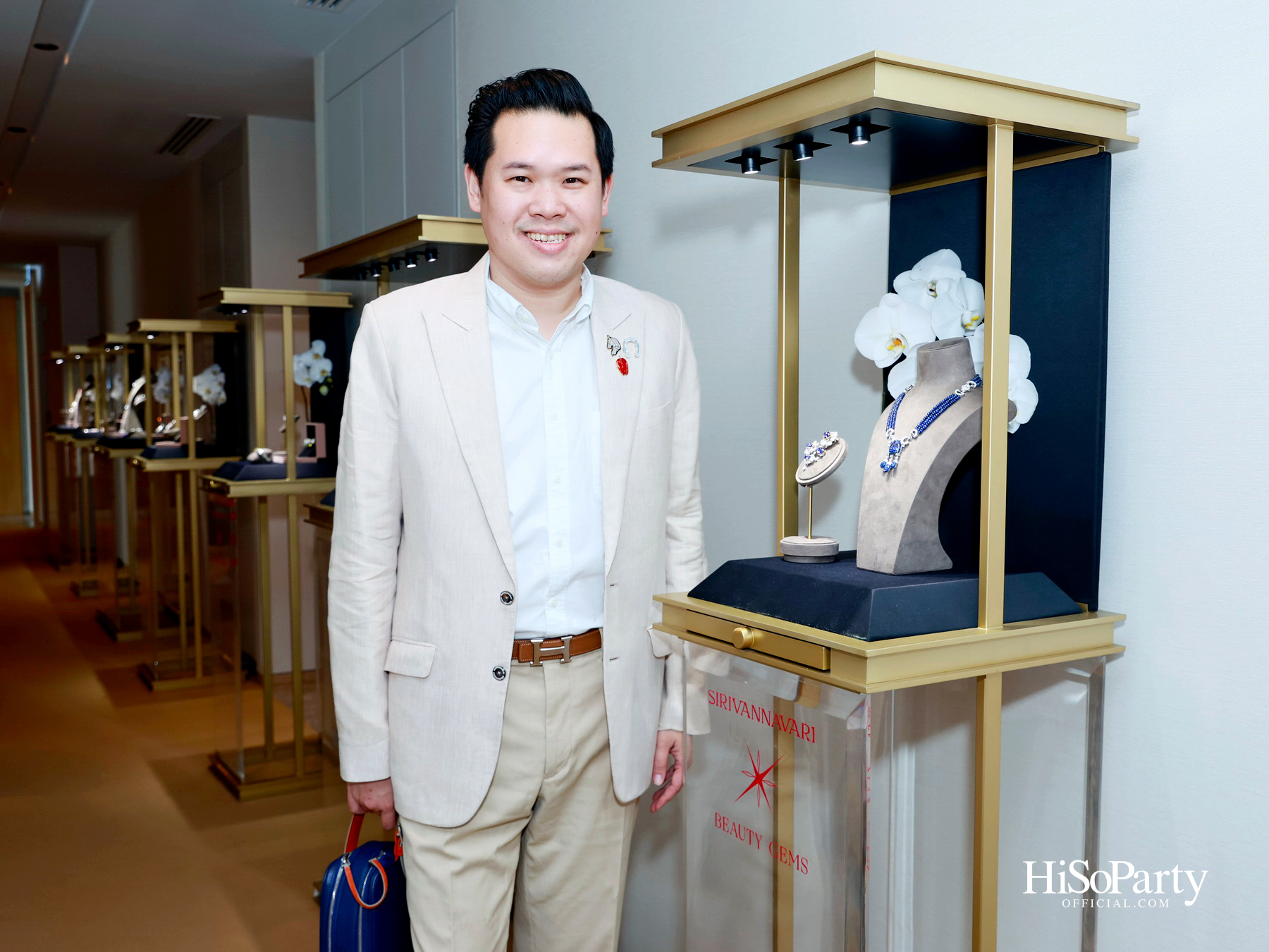 PRIVATE SHOWCASE AT SCOPE THONGLOR FEATURING SHOW UNIT ALONGSIDE MASTERPIECES CURATED BY BEAUTY GEMS