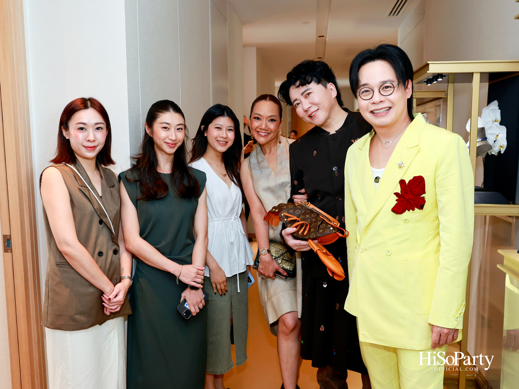 PRIVATE SHOWCASE AT SCOPE THONGLOR FEATURING SHOW UNIT ALONGSIDE MASTERPIECES CURATED BY BEAUTY GEMS