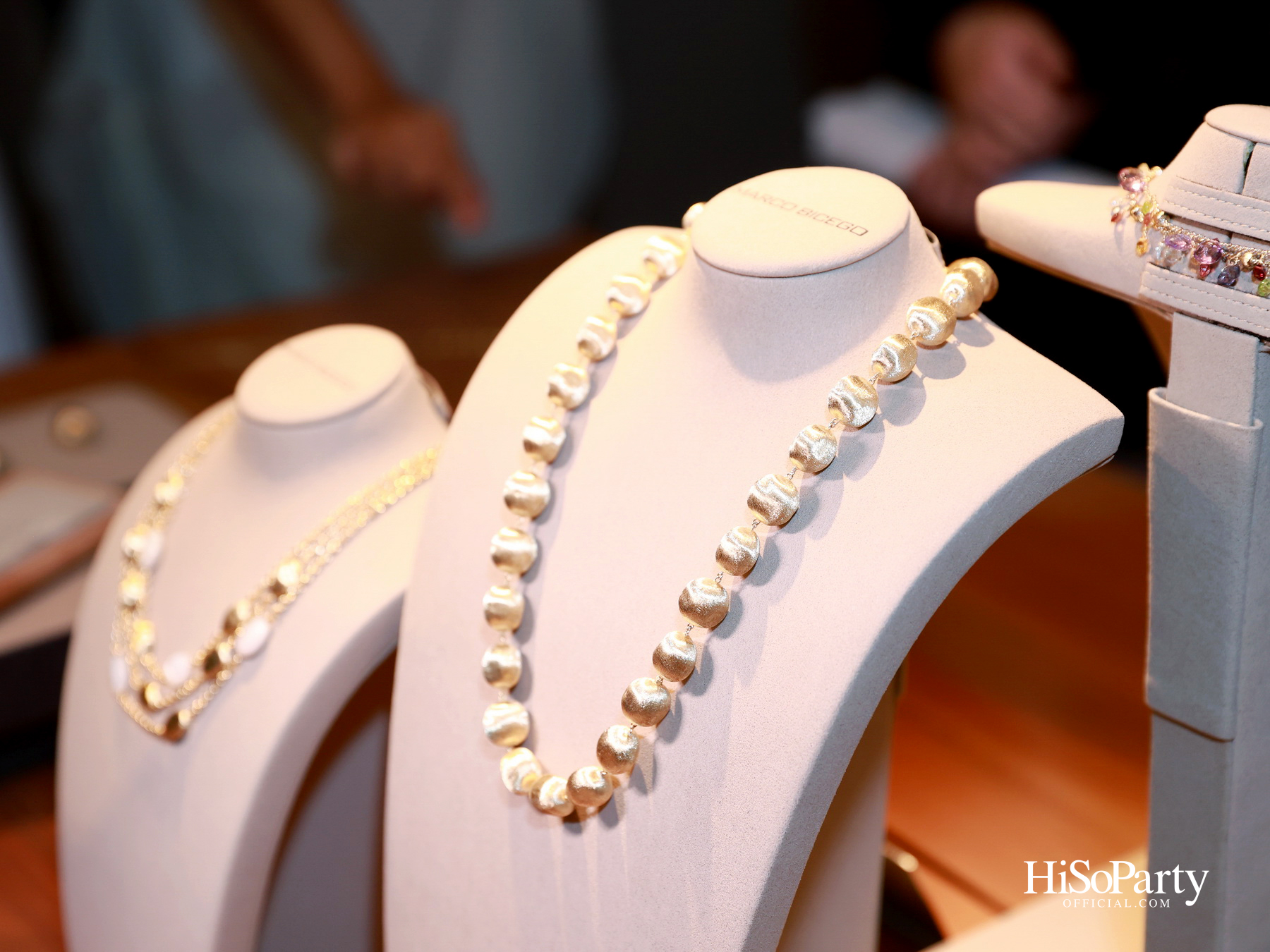 ‘MARCO BICEGO’ ฉลอง 25 ปี นำเสนอคอลเลกชัน ‘25 Best’ พร้อมเปิดตัว Muse คนใหม่ ‘พอลล่า เทเลอร์’ 